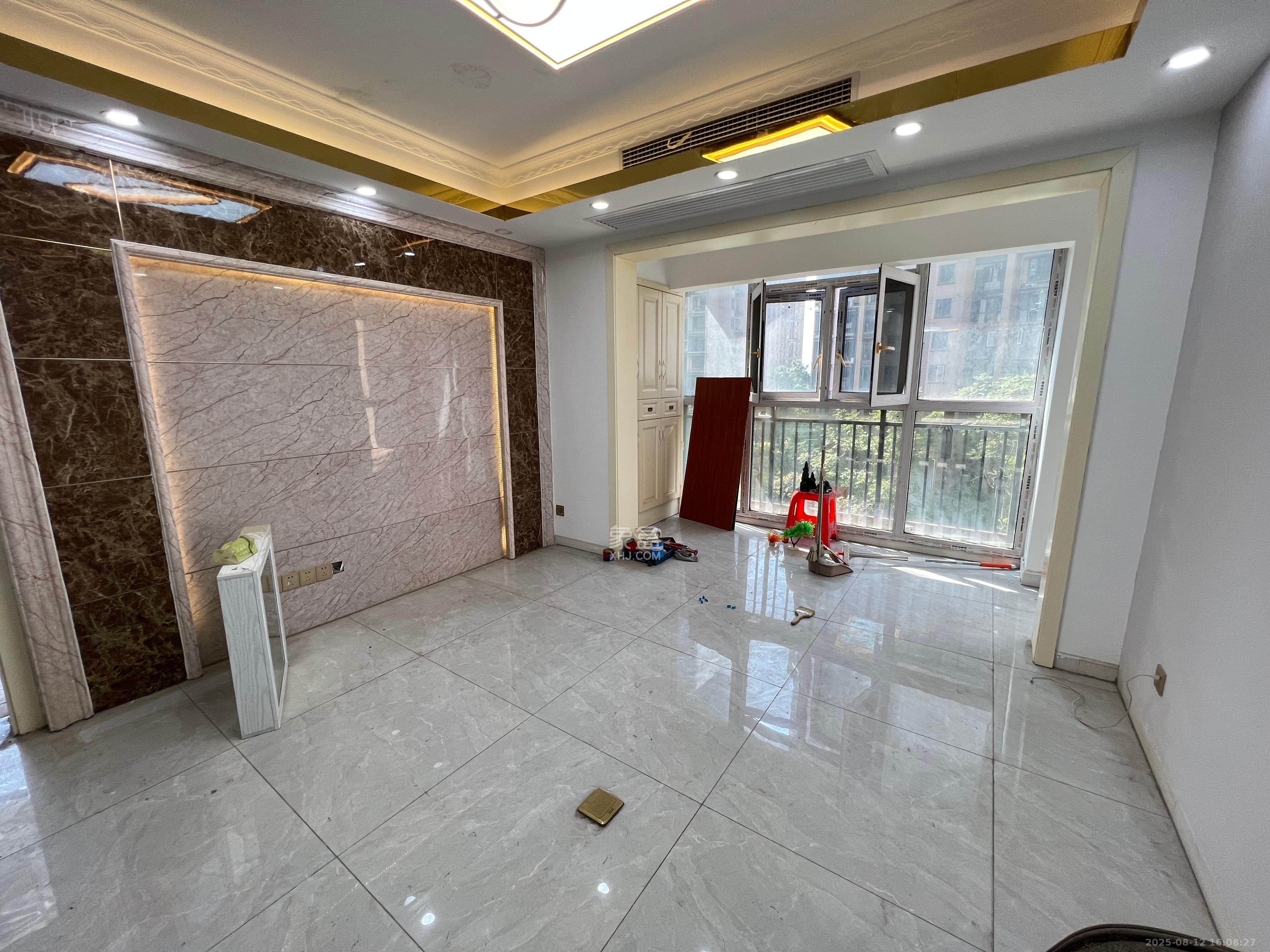 邦盛水岸御园 3室2厅1卫 2200.0元/月 邦盛水岸御园 3室2厅1卫 2200.0元/月室内图