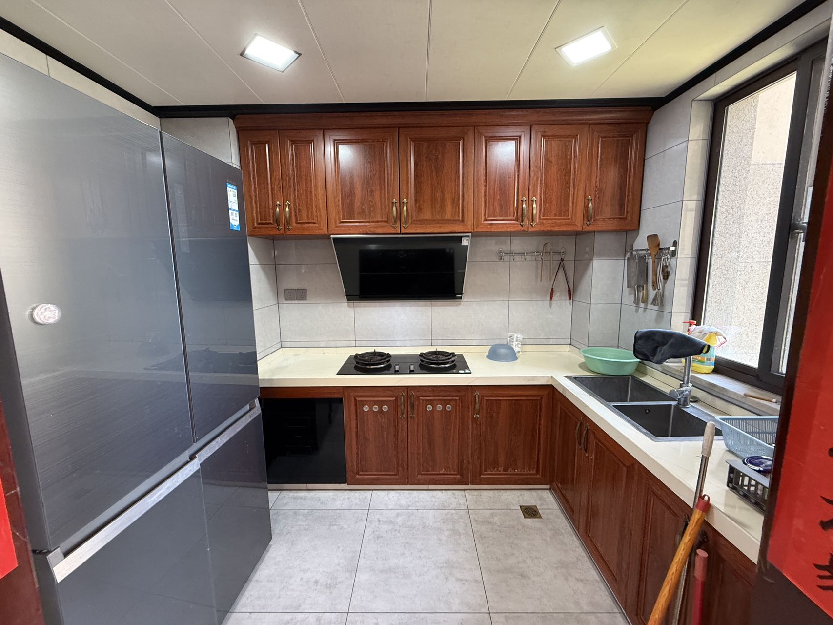 恩祥新城 4室2厅2卫 5500.0元/月 恩祥新城 4室2厅2卫 5500.0元/月室内图