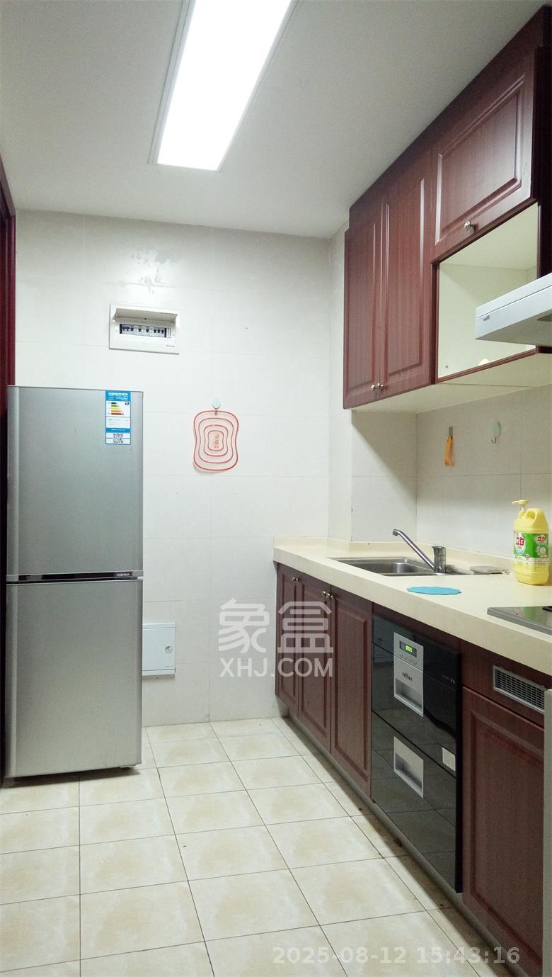 恒大城 2室2厅1卫 2000.0元/月 恒大城 2室2厅1卫 2000.0元/月室内图