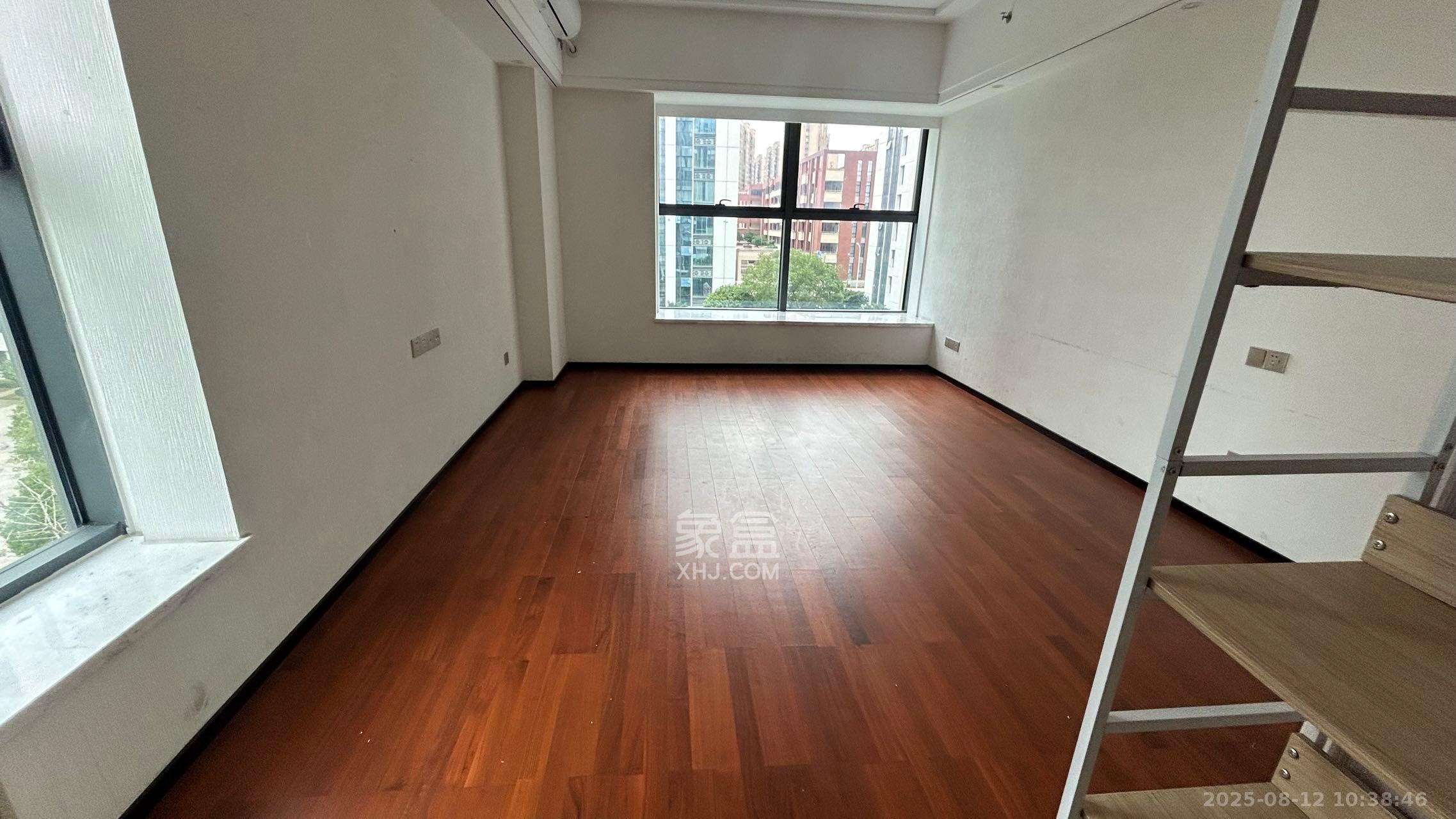 福天藏郡院子  1室1厅1卫    900.0元/月室内图