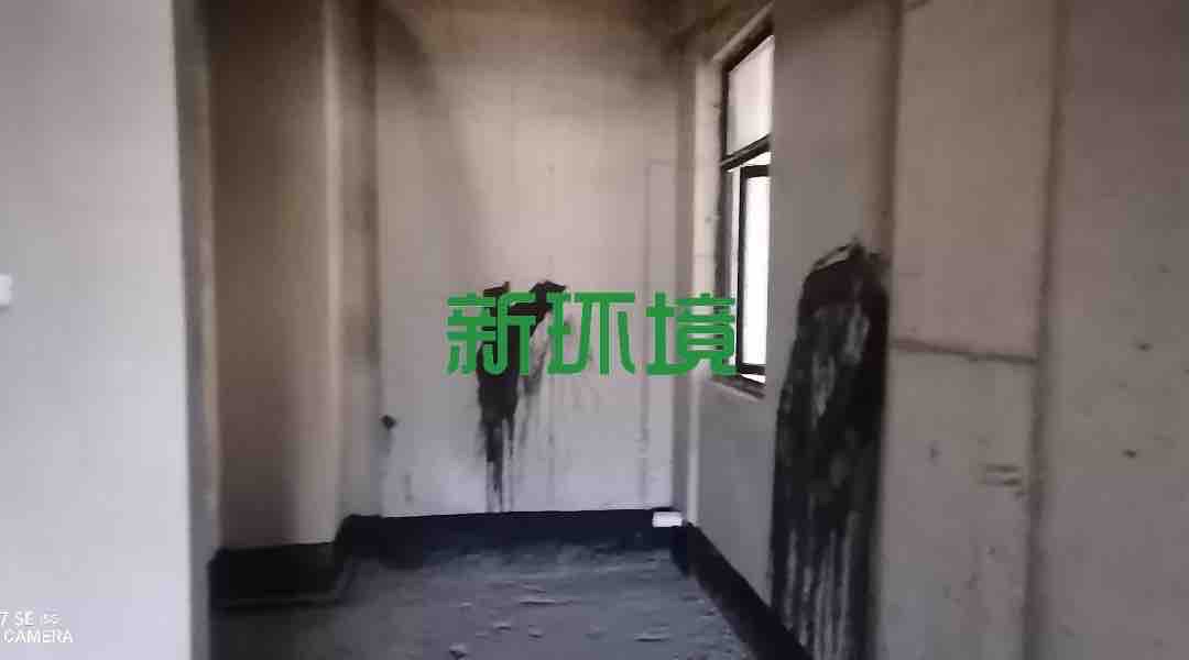 东科悦府  3室2厅2卫   58.80万客厅