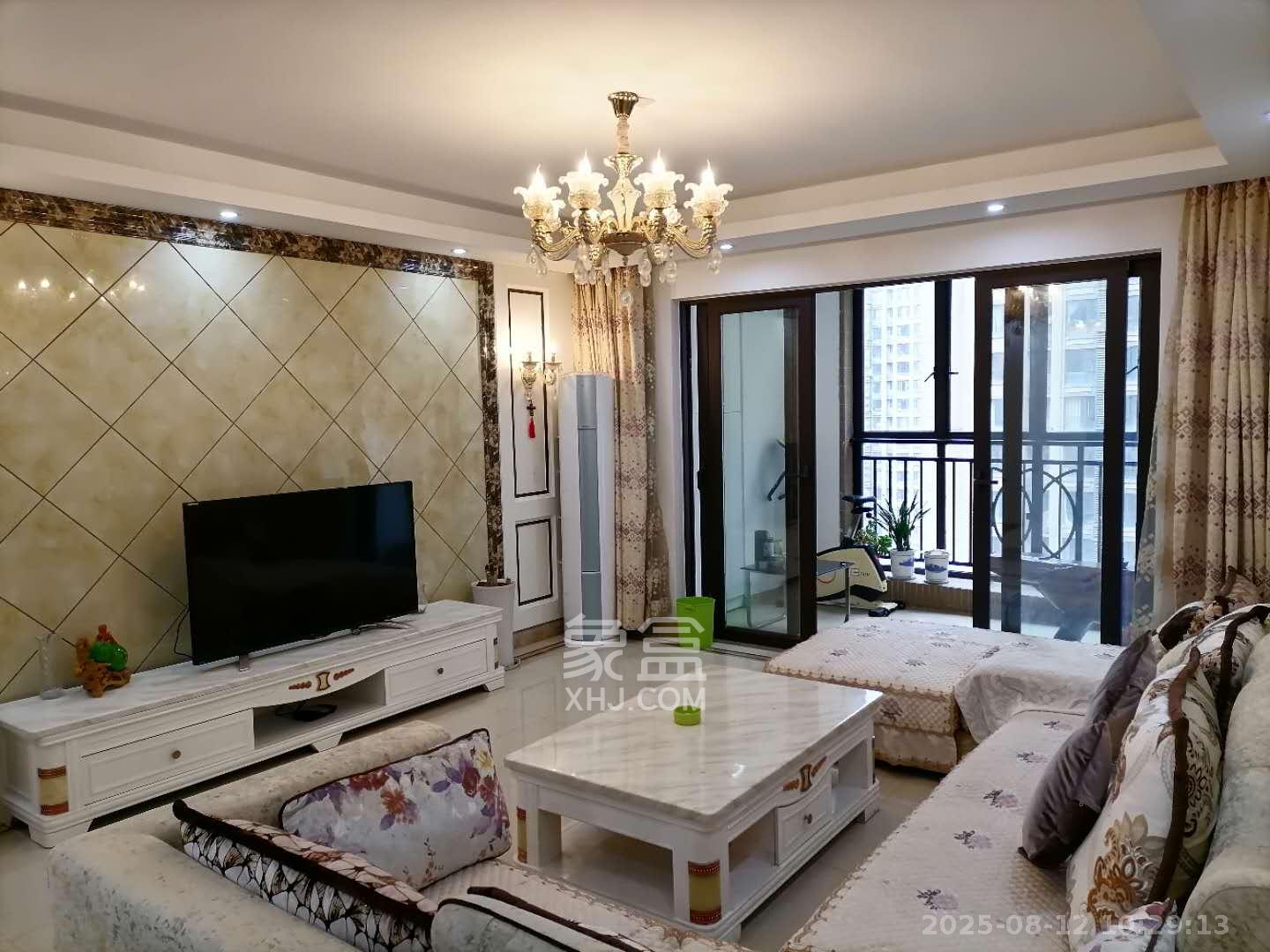 中海国际一期 4室2厅2卫 2000.0元/月 中海国际一期 4室2厅2卫 2000.0元/月室内图