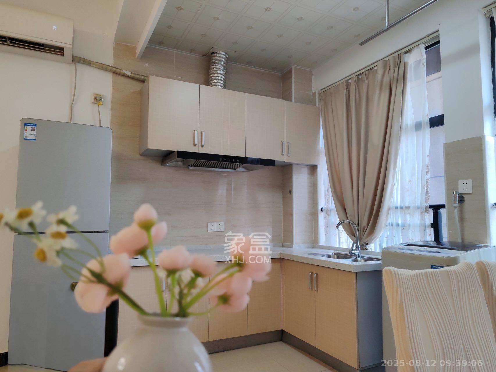 云集国际  1室1厅1卫    1460.0元/月室内图