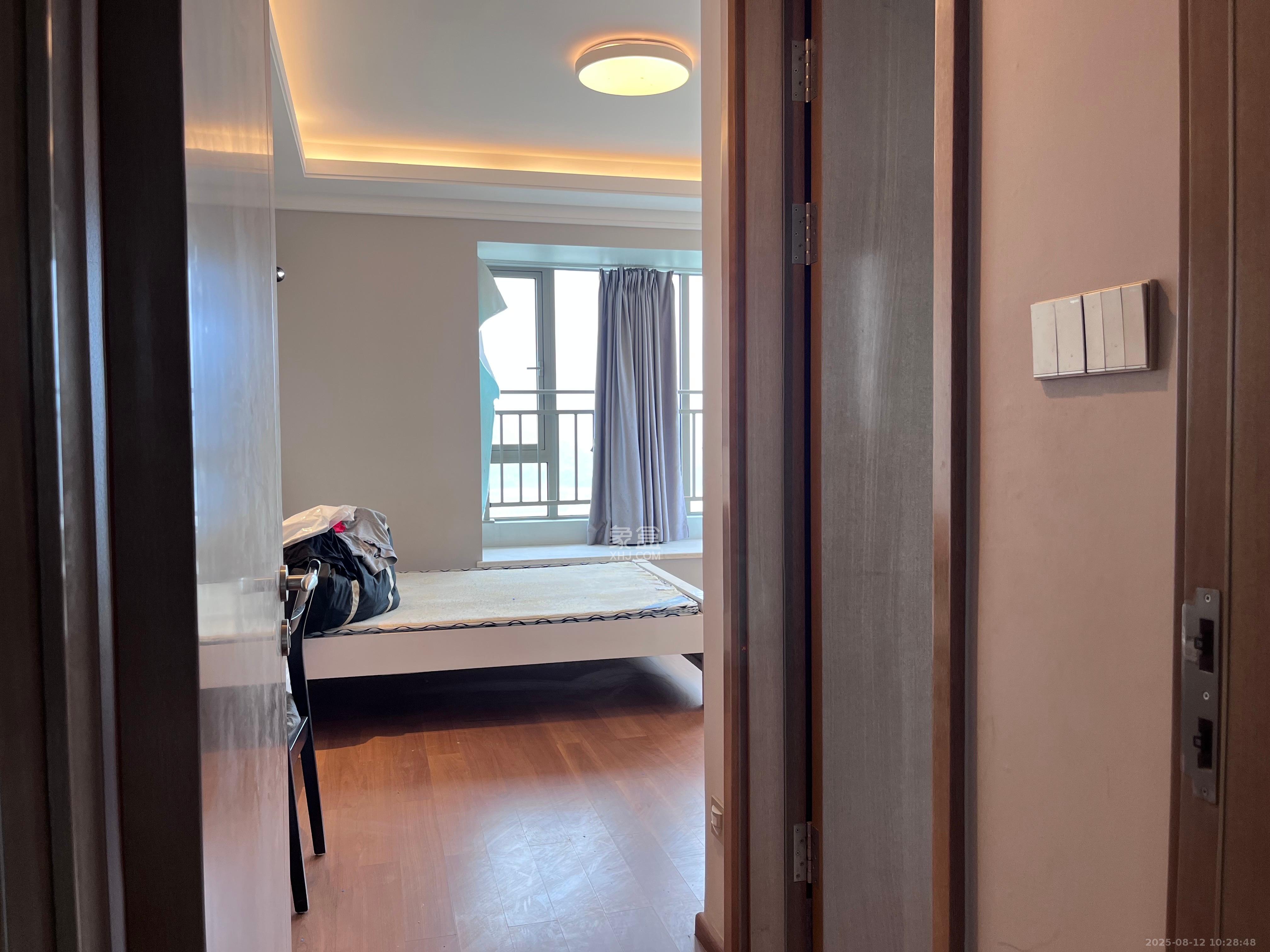 梅溪湖金茂湾  4室2厅2卫    4000.0元/月室内图