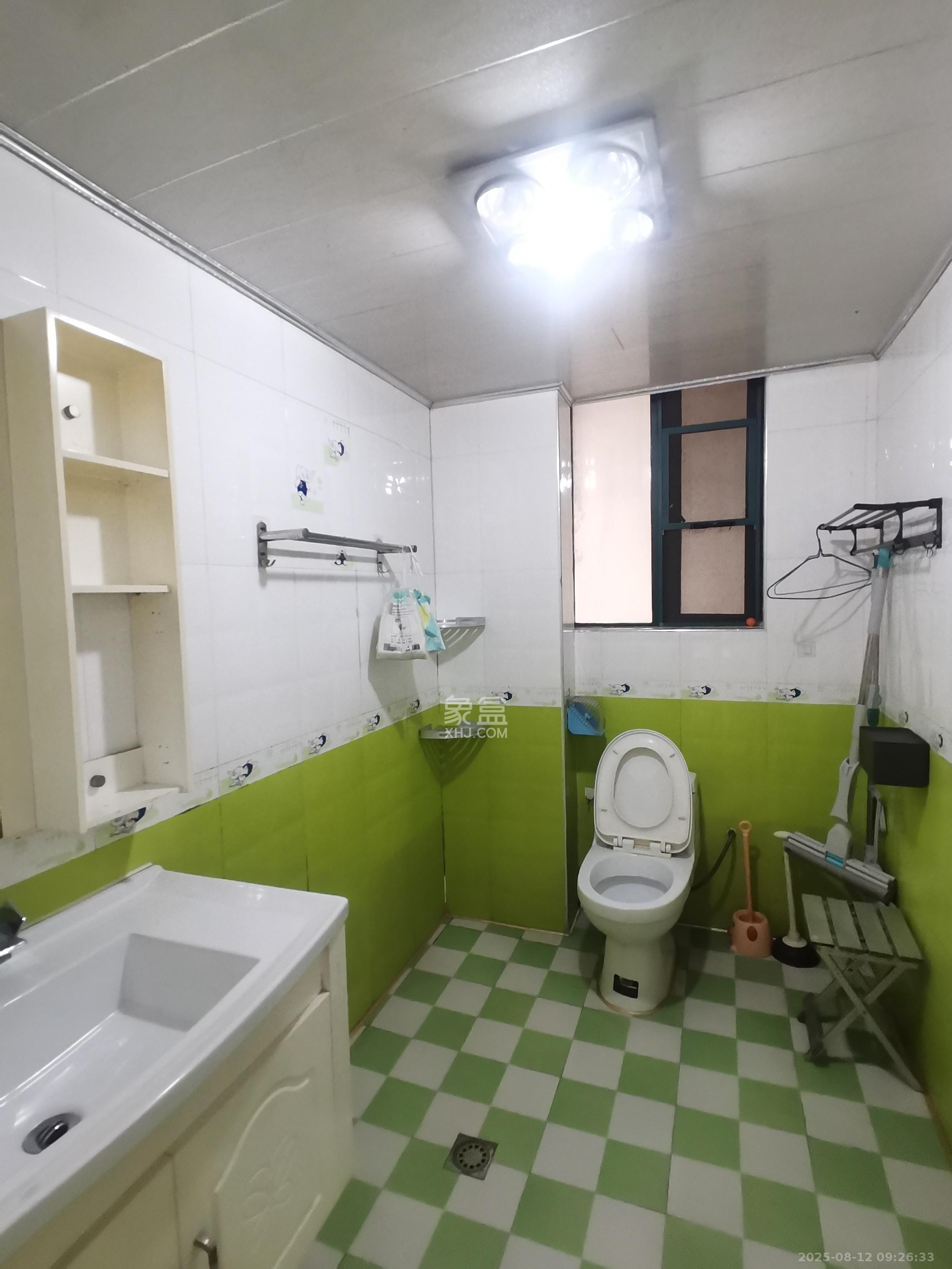 华天LOHO小镇  2室2厅1卫    1400.0元/月室内图