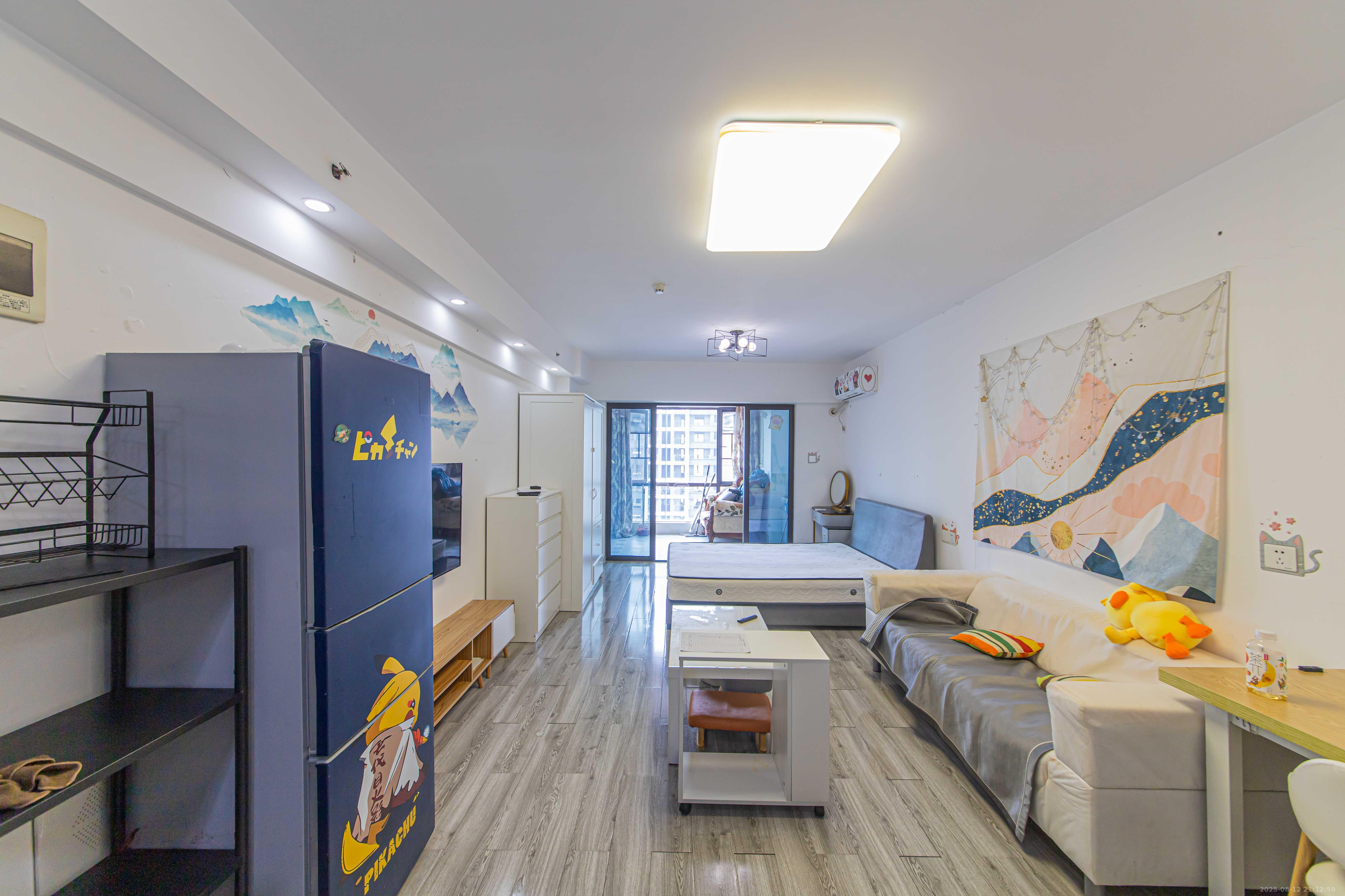 鑫远悦城(鑫远悦时代)  1室1厅1卫    39.8万 鑫远悦城(鑫远悦时代)  1室1厅1卫    39.8万客厅