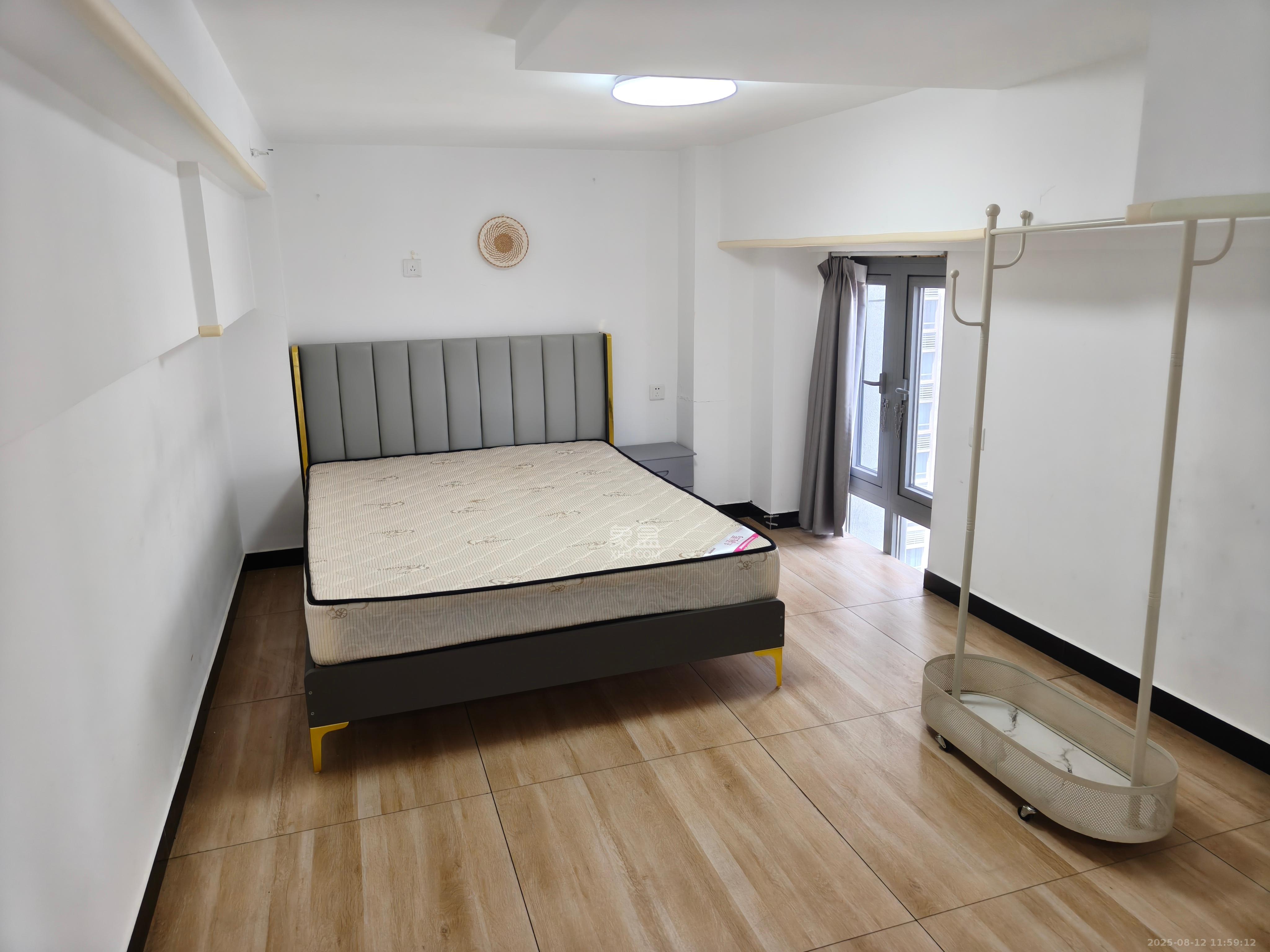 阳光城檀悦  2室1厅1卫    2800.0元/月室内图