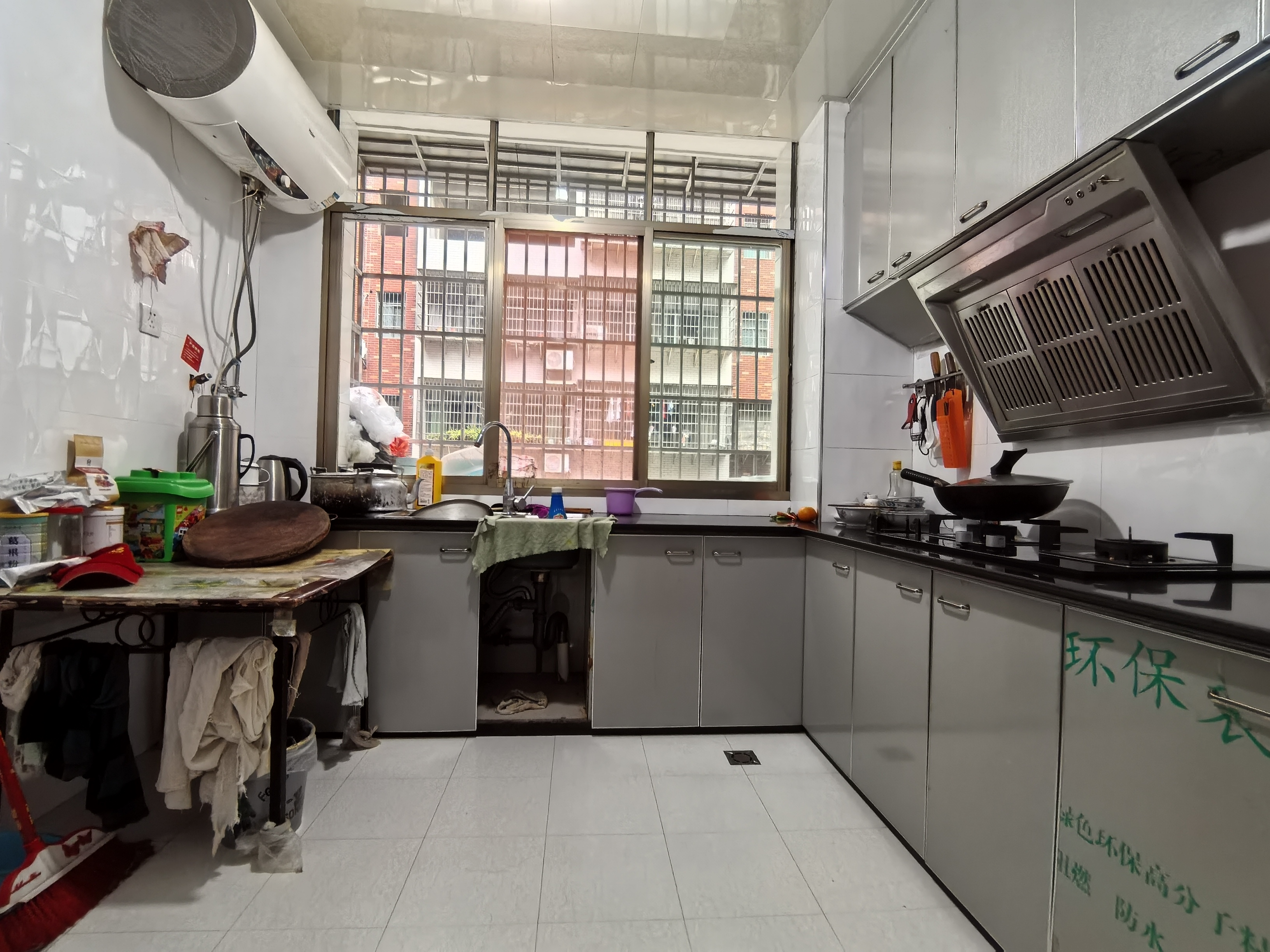 南珠苑 1室0厅0卫 46.0万 南珠苑 1室0厅0卫 46.0万客厅