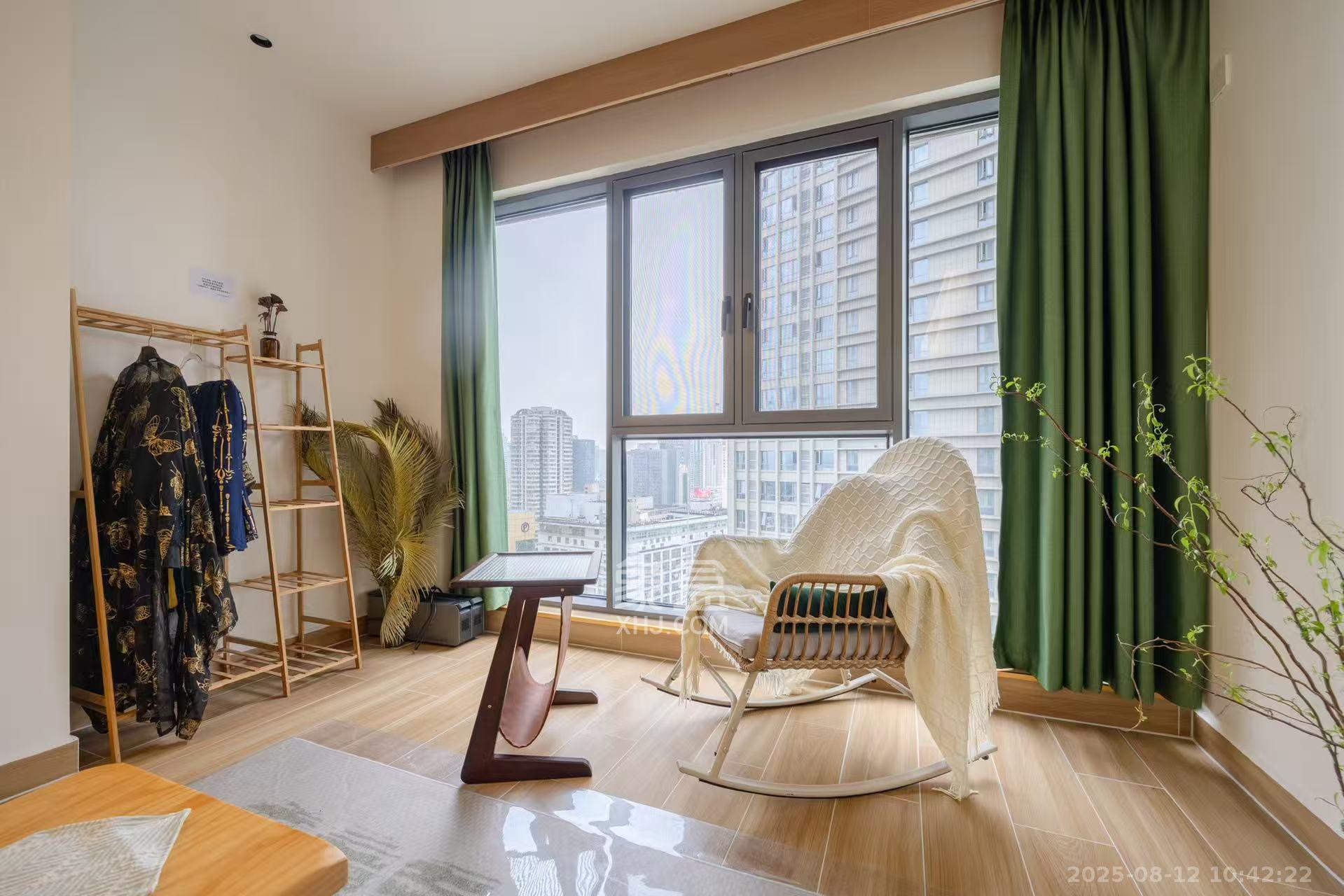 阳光城檀悦 5室2厅2卫 3800.0元/月 阳光城檀悦 5室2厅2卫 3800.0元/月室内图