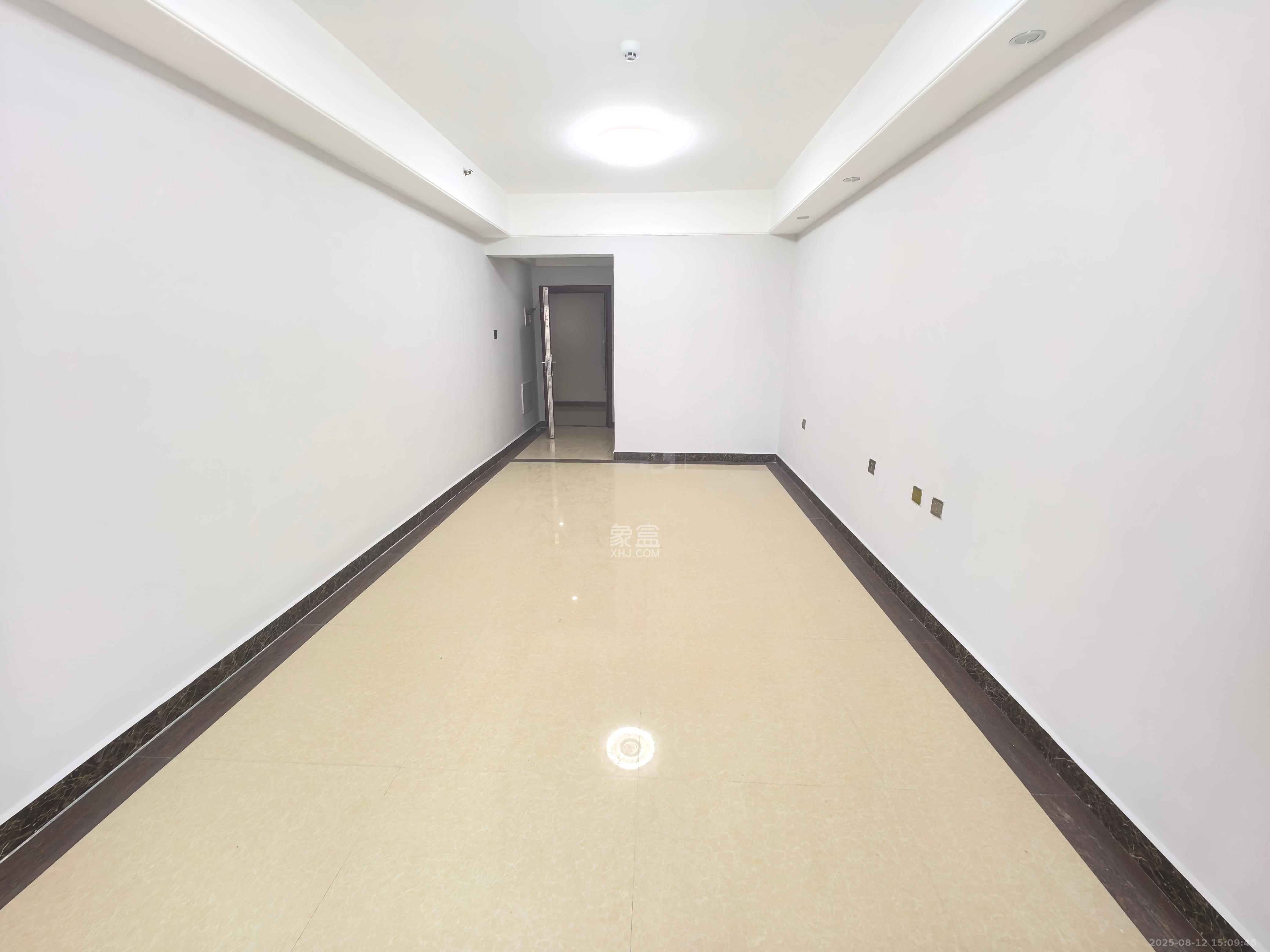 东塘瑞府  1室1厅1卫   1400.00元/月室内图