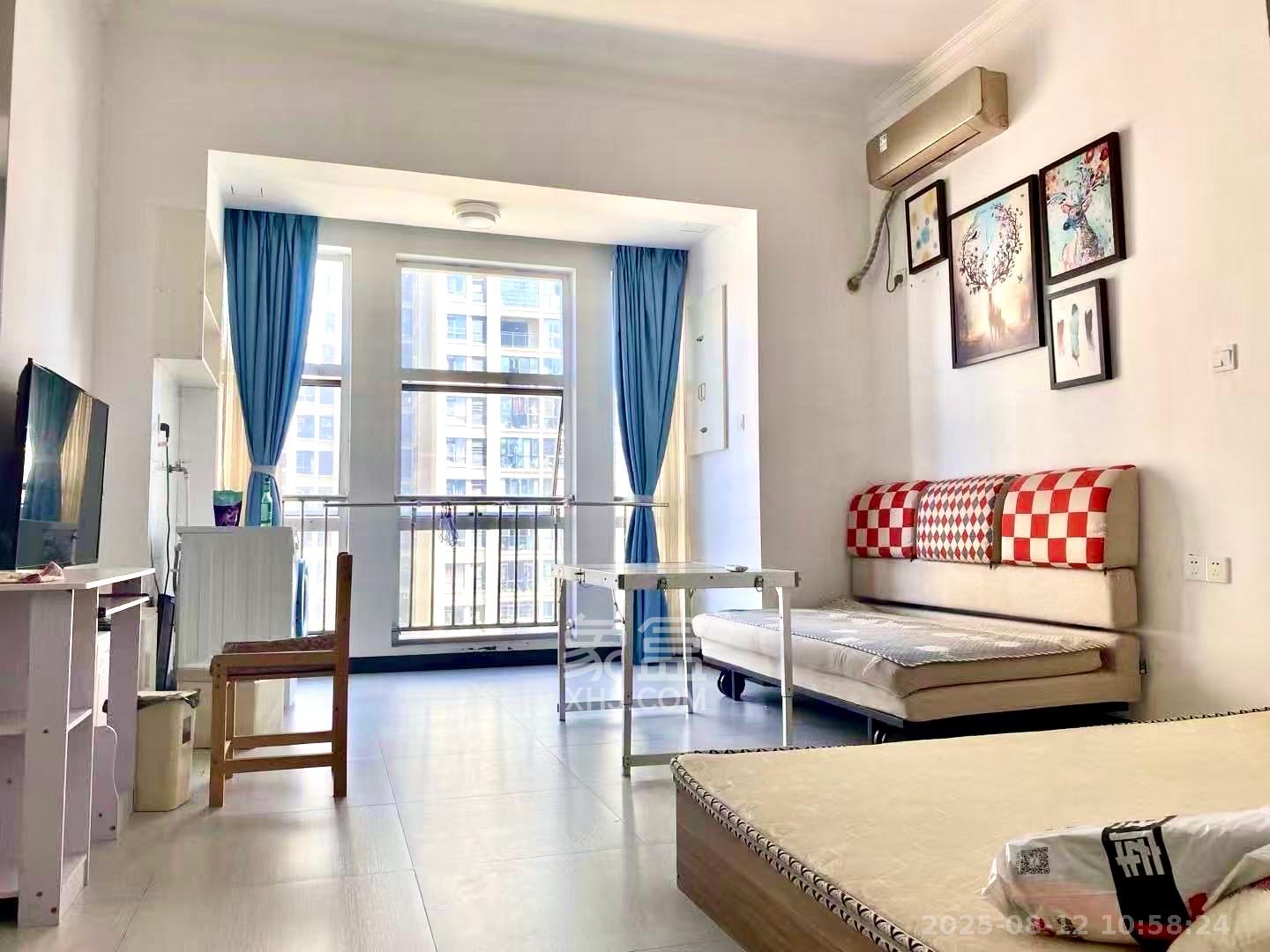 恒泰广场 1室1厅1卫 1500.0元/月 恒泰广场 1室1厅1卫 1500.0元/月室内图