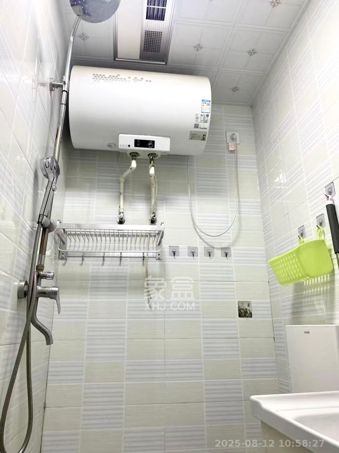 恒泰广场 1室1厅1卫 1500.0元/月 恒泰广场 1室1厅1卫 1500.0元/月室内图