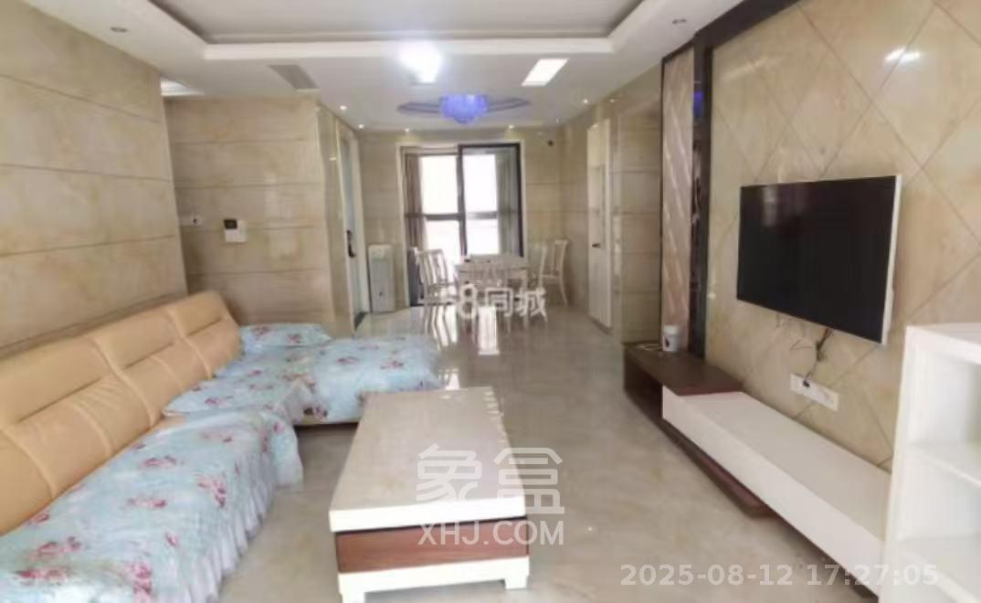 新城国际花都  3室2厅2卫    1800.0元/月