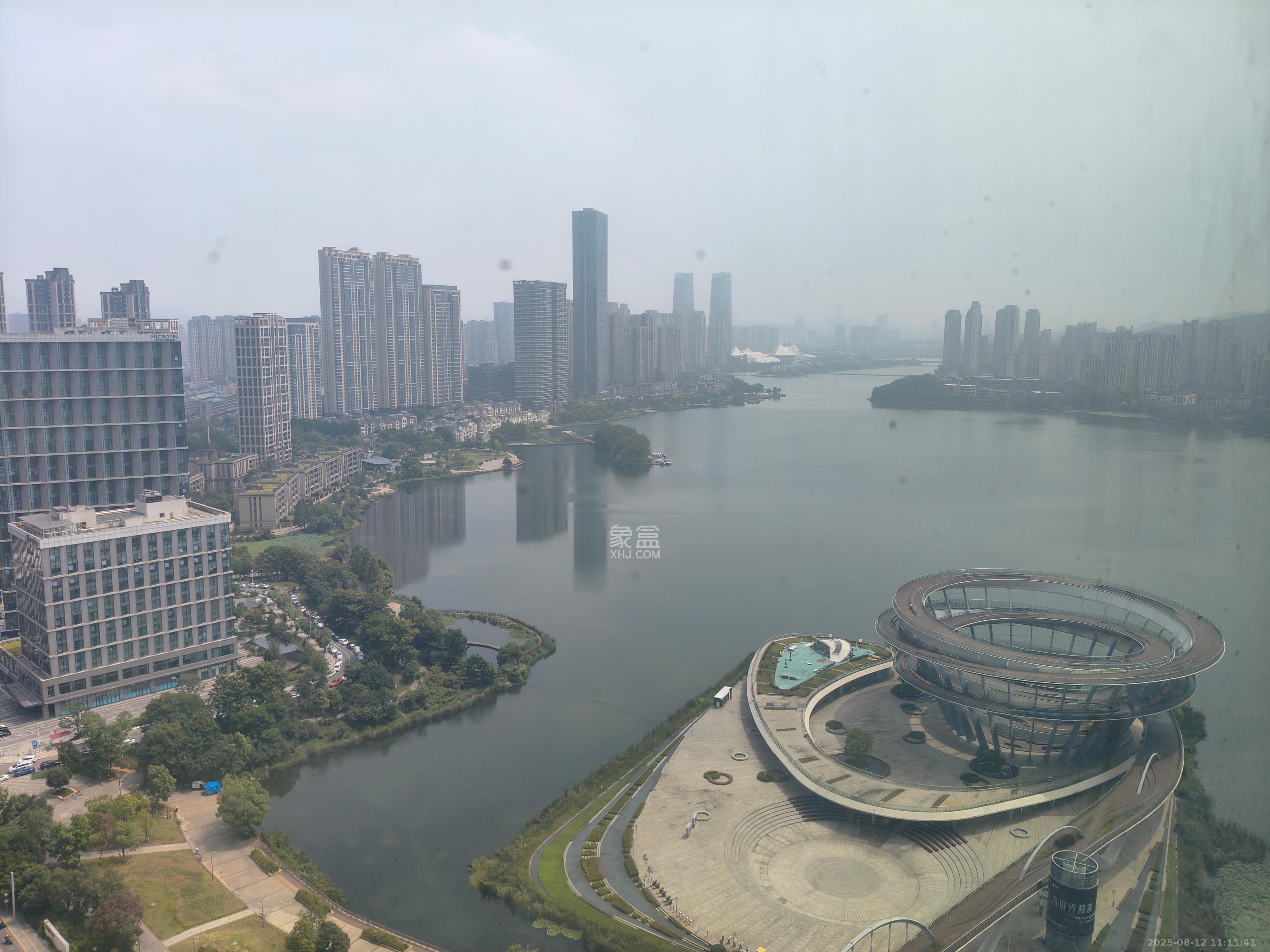 福晟翡翠湾  4室2厅3卫    7000.0元/月