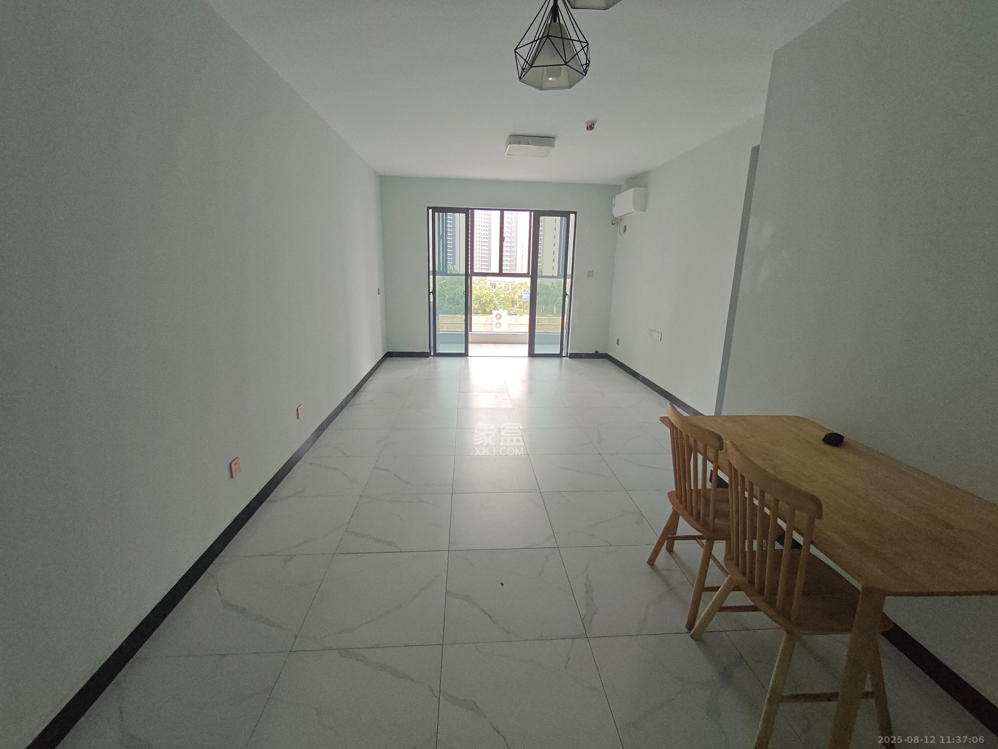 振业城三期  3室2厅2卫    3500.0元/月室内图