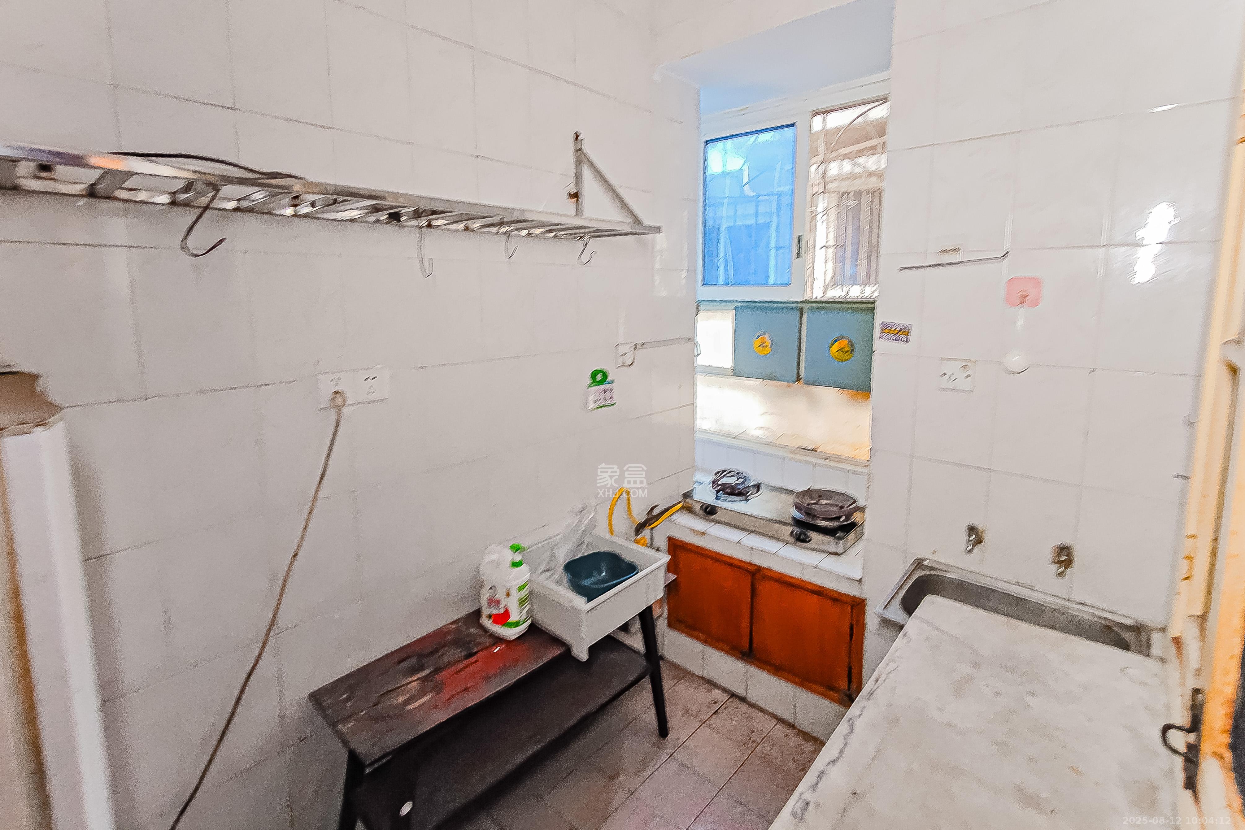 杏花苑  2室1厅1卫    36.0万厨房