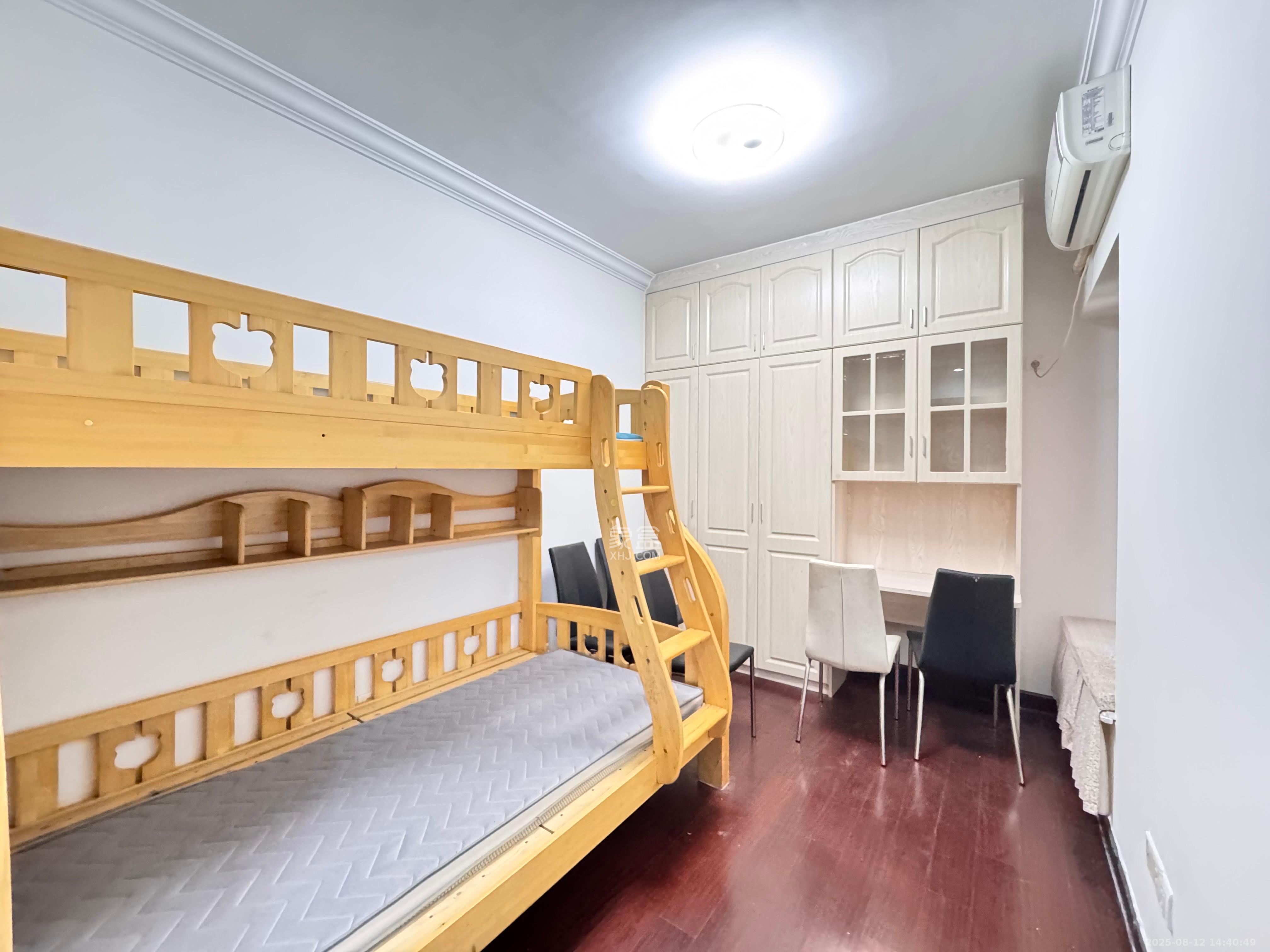 恒大绿洲 3室2厅2卫 2600.0元/月 恒大绿洲 3室2厅2卫 2600.0元/月室内图