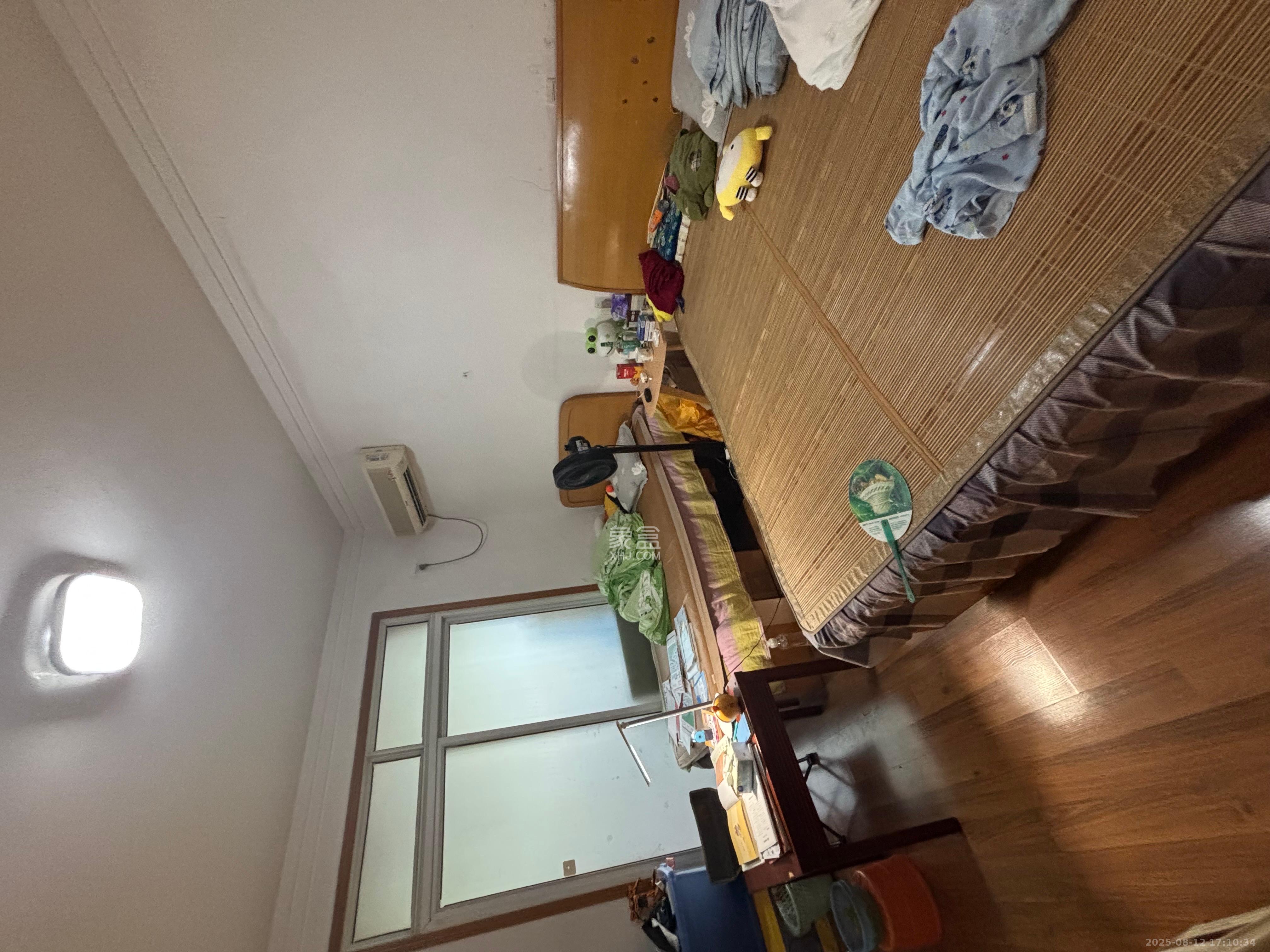 鸿景苑  1室2厅2卫   2700.00元/月室内图
