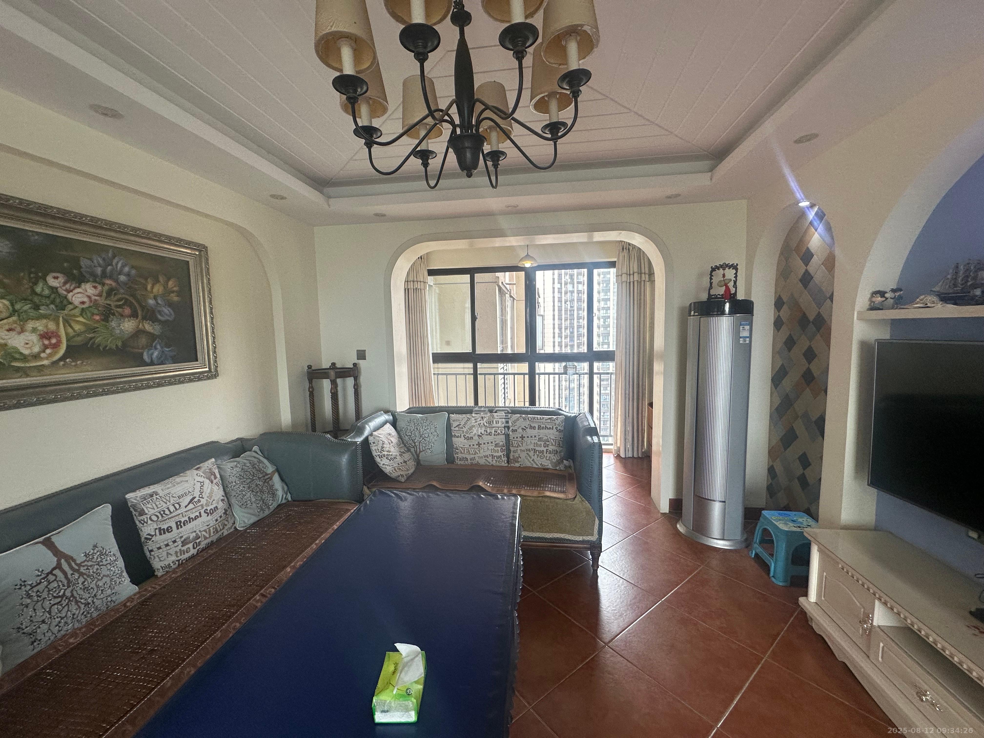 和泓梅溪四季 3室2厅2卫 3500.0元/月 和泓梅溪四季 3室2厅2卫 3500.0元/月室内图