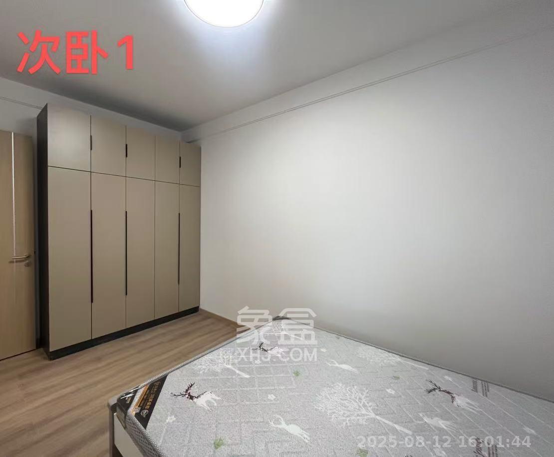梅溪湖玺悦（新城金茂梦想玺悦）  3室2厅2卫   3300.00元/月室内图