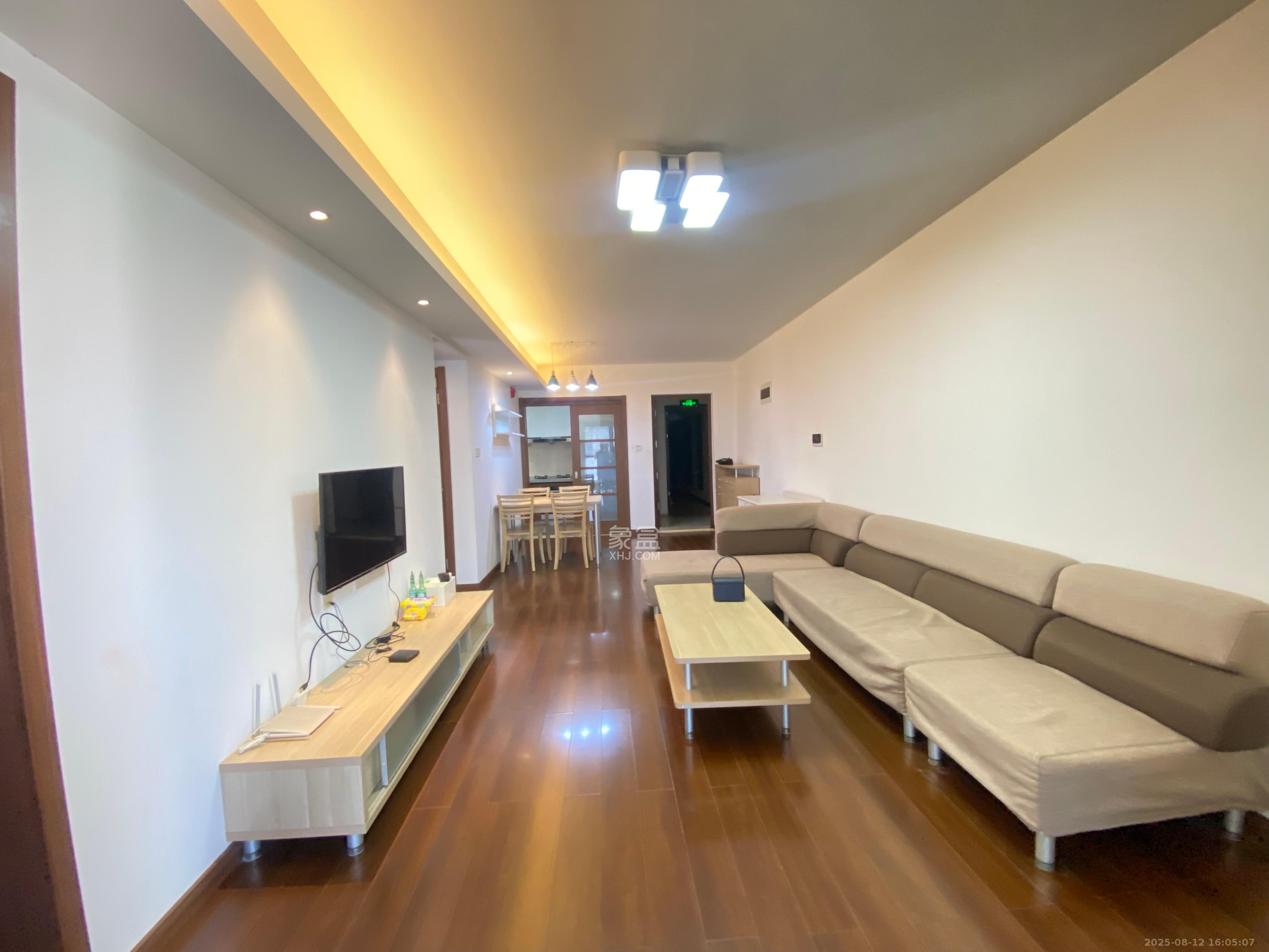 万科里梅溪郡  3室2厅2卫    3400.0元/月 万科里梅溪郡  3室2厅2卫    3400.0元/月室内图