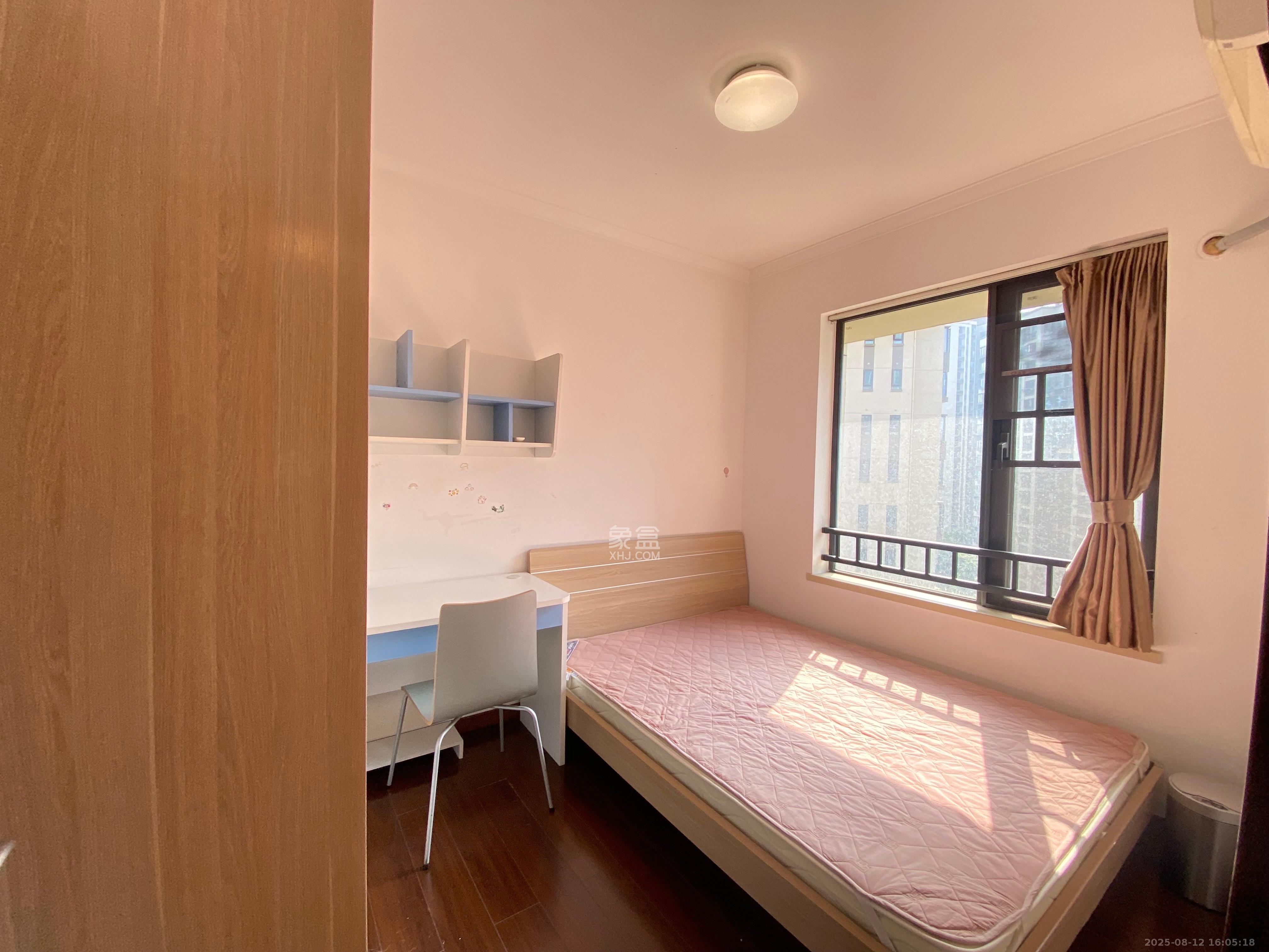 万科里梅溪郡  3室2厅2卫    3400.0元/月 万科里梅溪郡  3室2厅2卫    3400.0元/月室内图