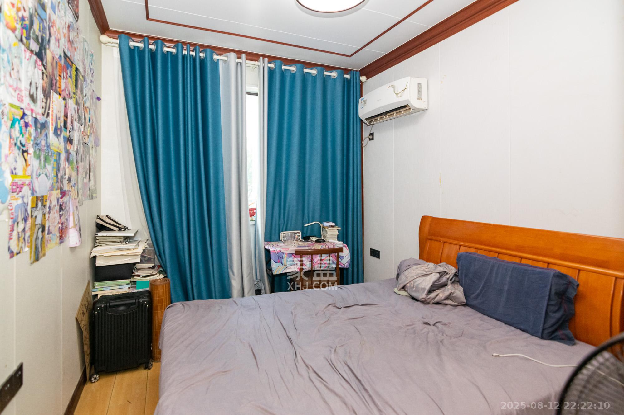 大汉汉园  5室2厅2卫    138.0万 大汉汉园  5室2厅2卫    138.0万卧室