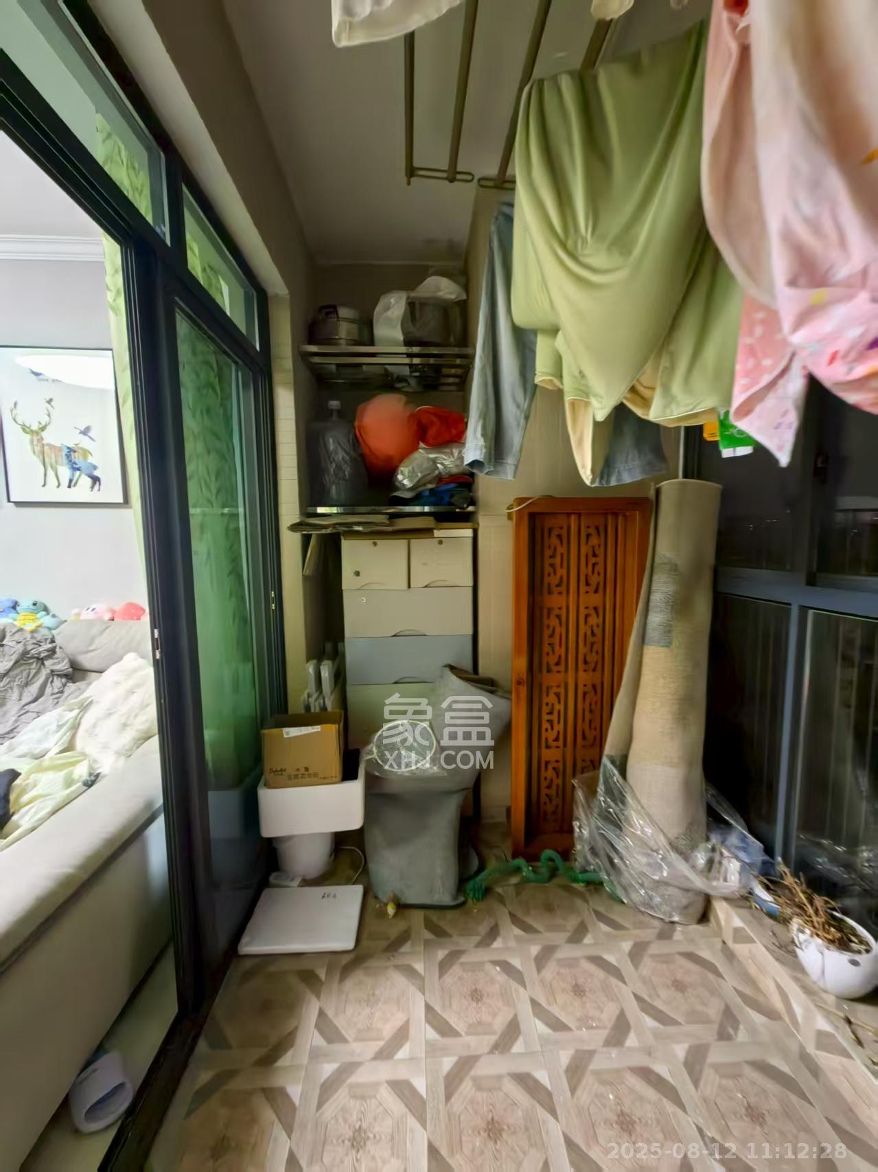 天元涉外景园B区  3室2厅2卫   2800.00元/月室内图