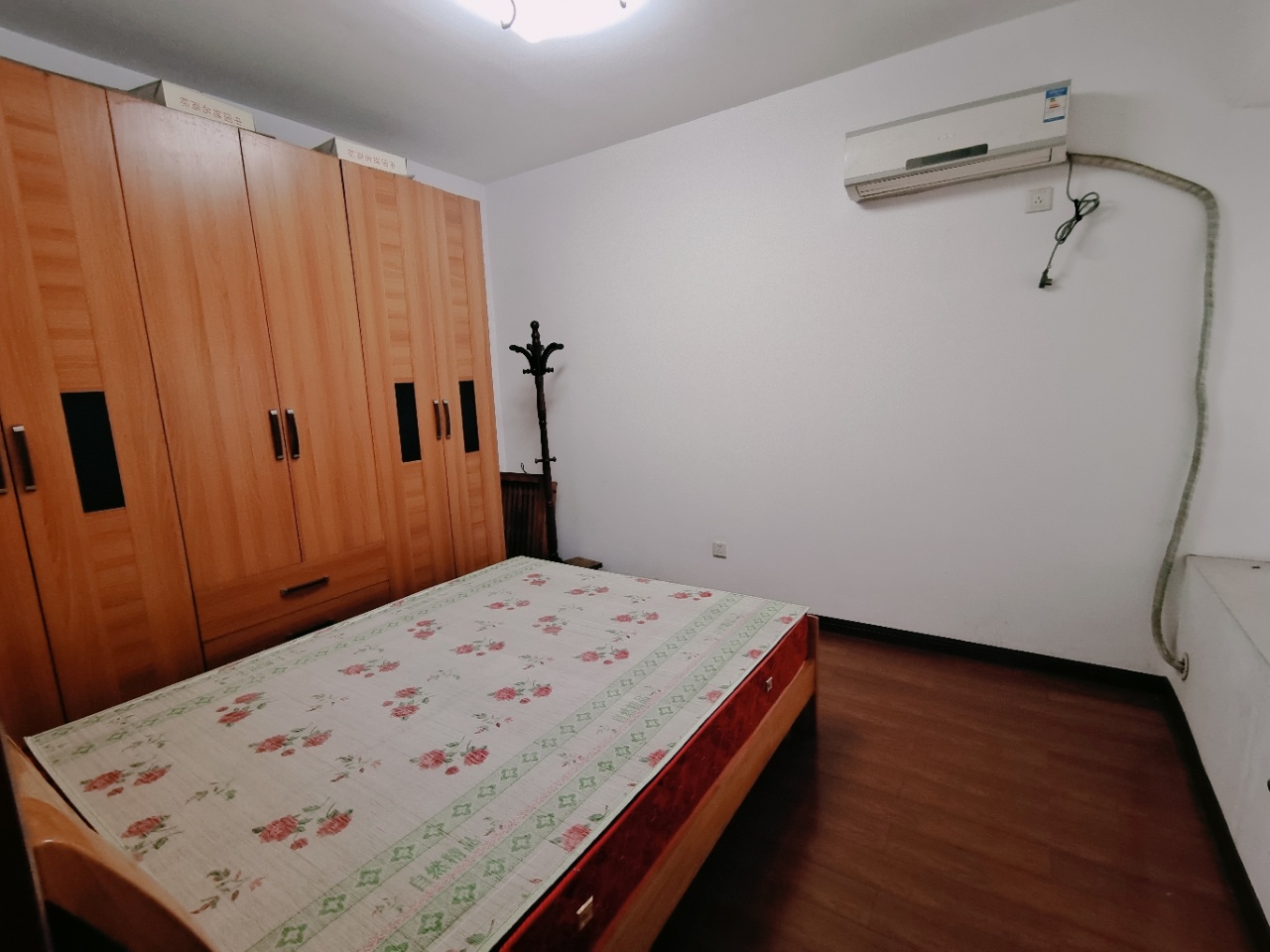 世纪嘉苑  2室2厅2卫   1700.00元/月室内图