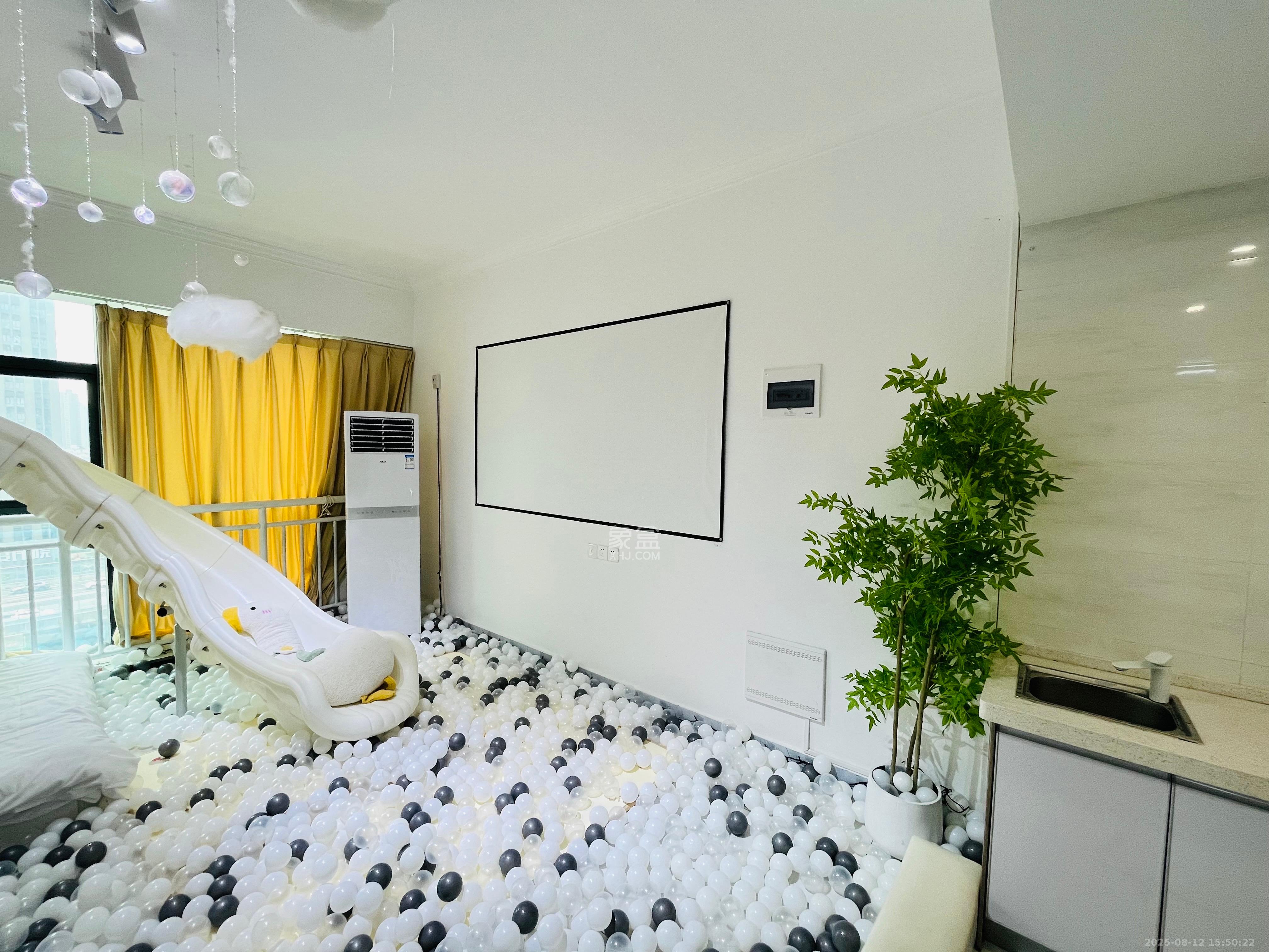 东盈商业广场(华泉城市广场) 1室1厅1卫 2200.0元/月 东盈商业广场(华泉城市广场) 1室1厅1卫 2200.0元/月室内图