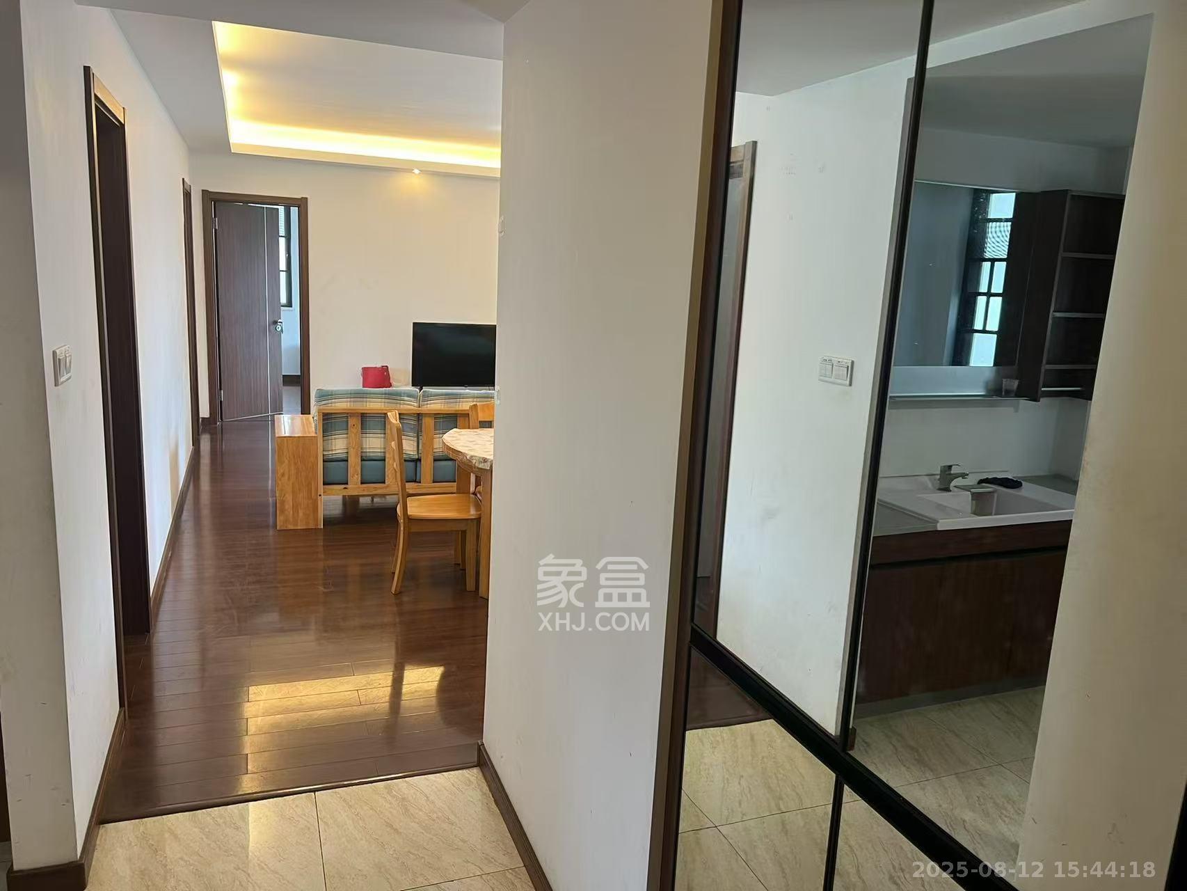 万科里梅溪郡 3室2厅2卫 3000.0元/月 万科里梅溪郡 3室2厅2卫 3000.0元/月室内图