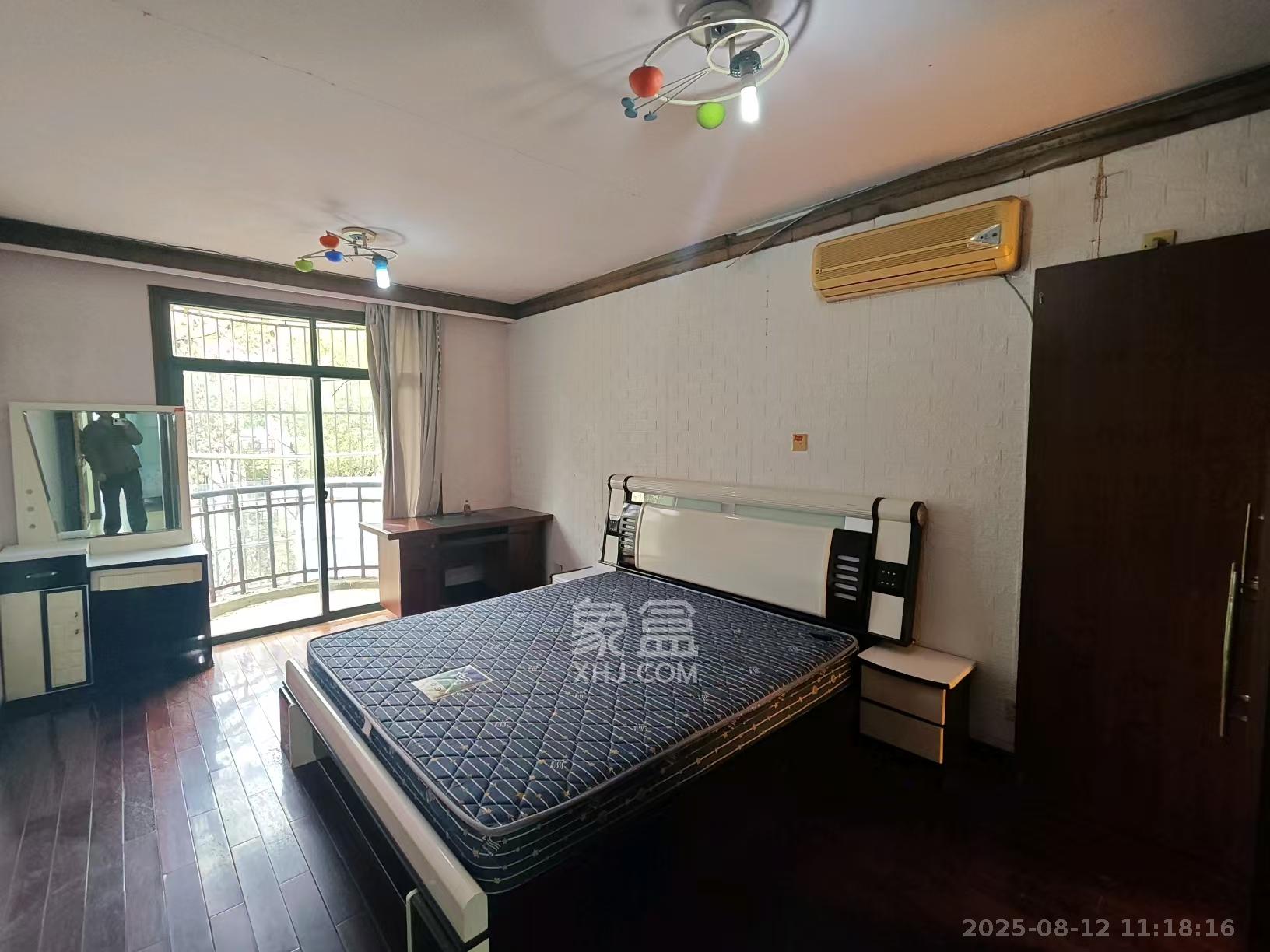 金帆江滨玫瑰园 3室2厅2卫 2100.0元/月 金帆江滨玫瑰园 3室2厅2卫 2100.0元/月室内图