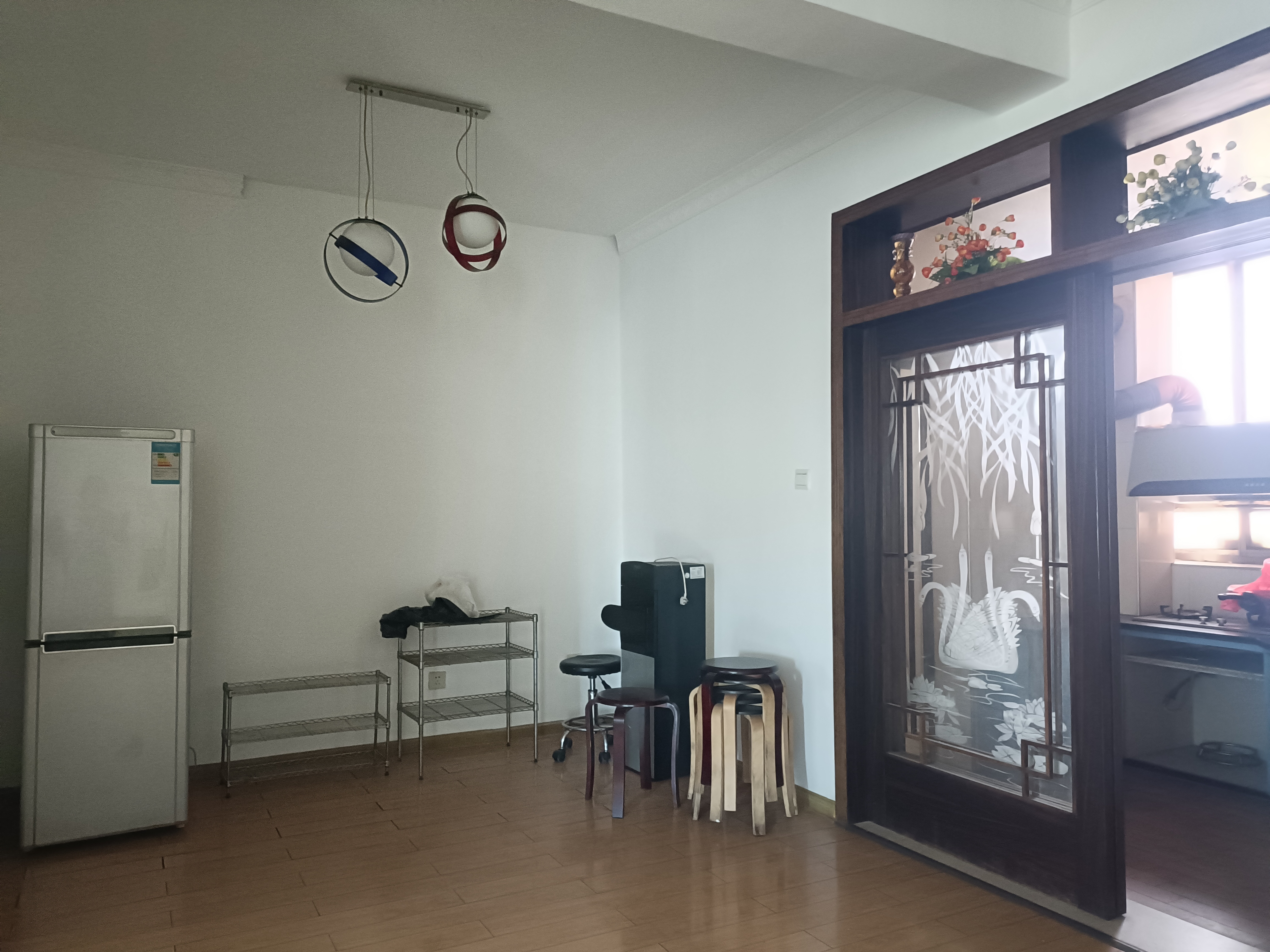 科源小区 1室1厅1卫 1000.0元/月 科源小区 1室1厅1卫 1000.0元/月室内图