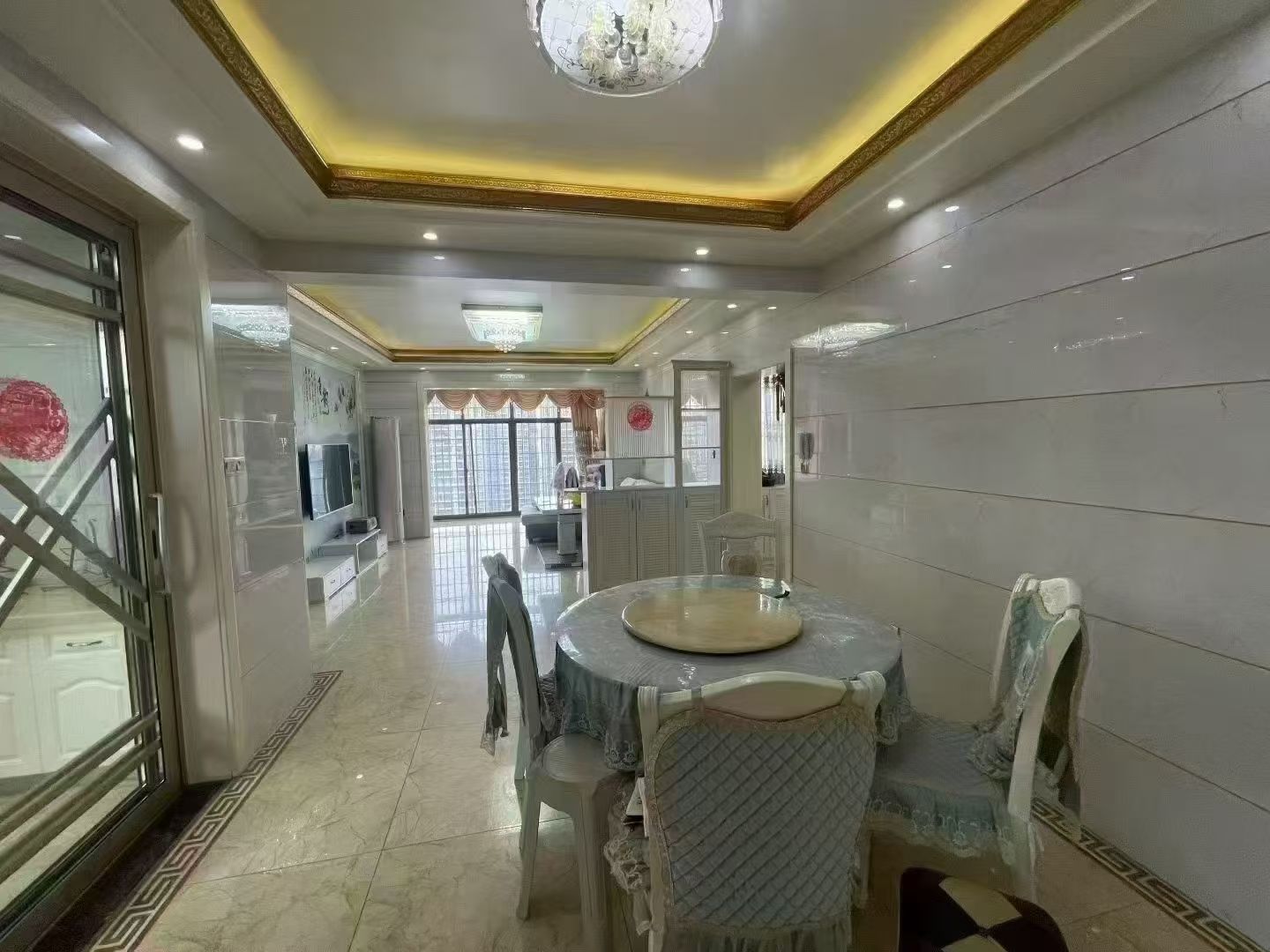 水域中央 3室2厅2卫 75.8万 水域中央 3室2厅2卫 75.8万室内图