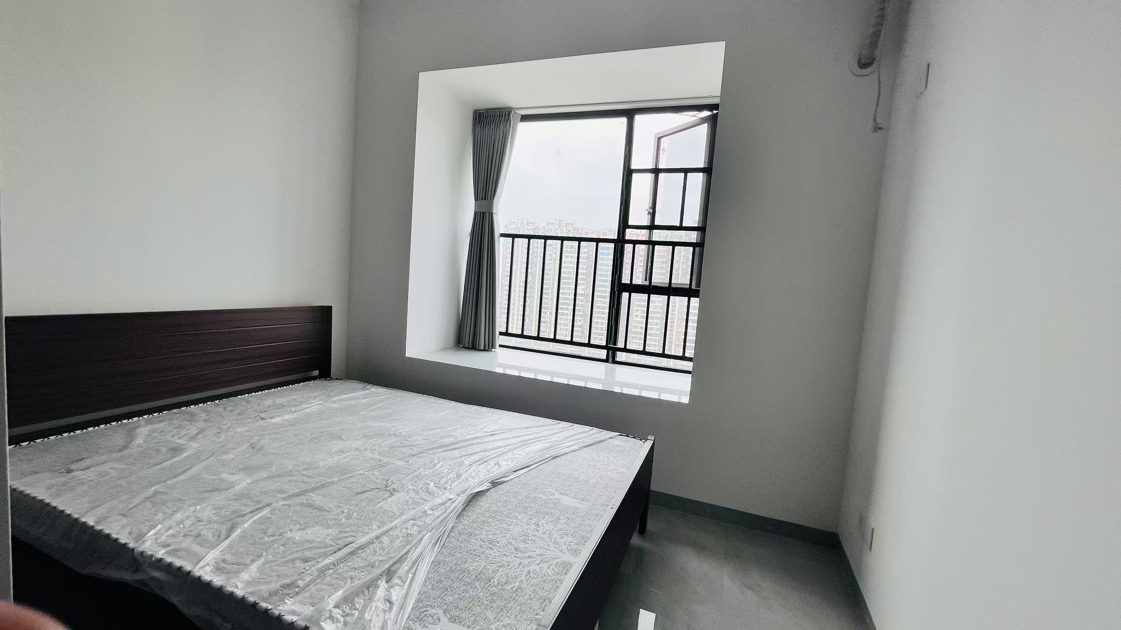 高新活力城 3室2厅1卫 1800.0元/月 高新活力城 3室2厅1卫 1800.0元/月室内图