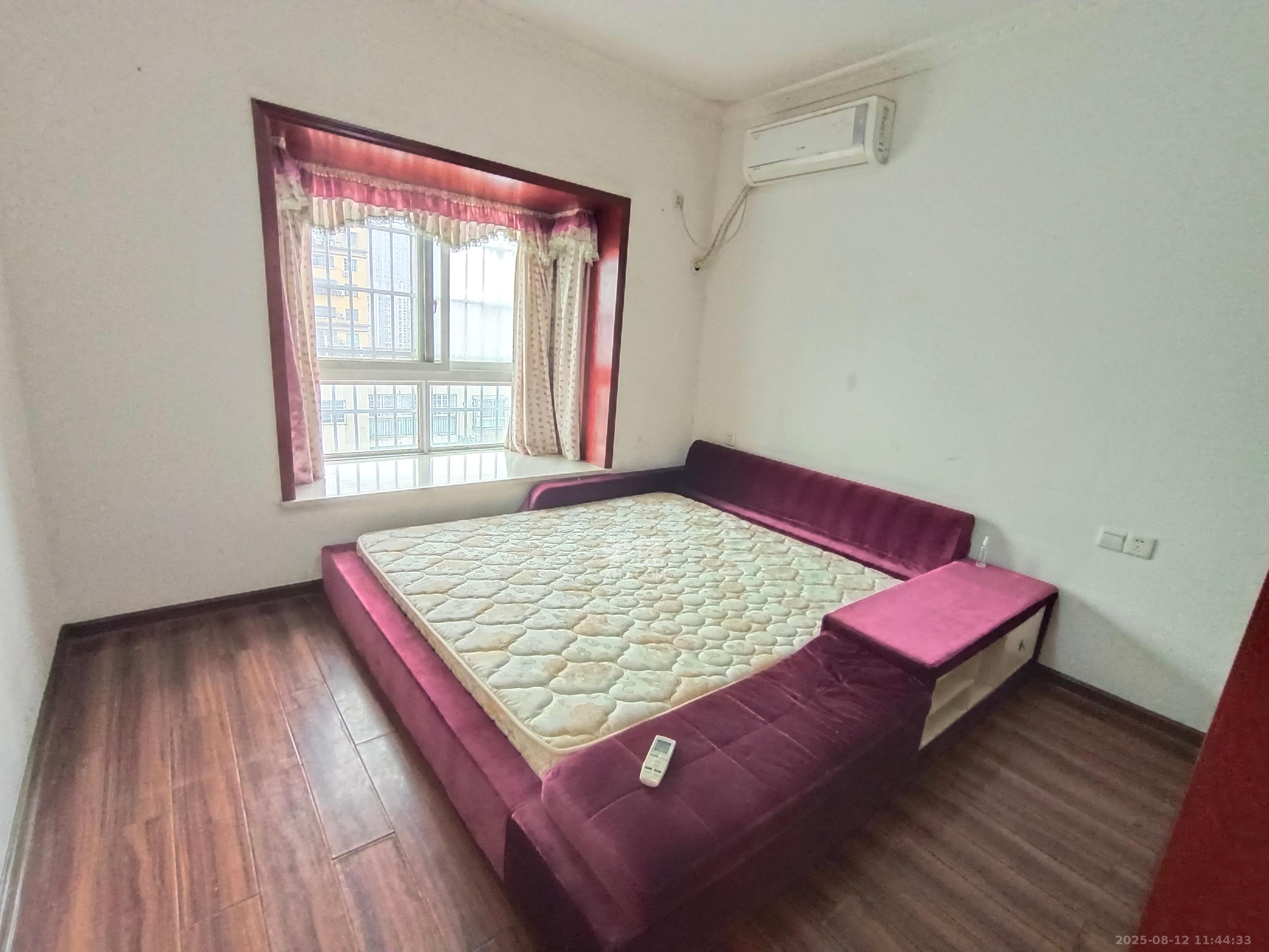 万丽景园  2室2厅1卫   1700.00元/月室内图
