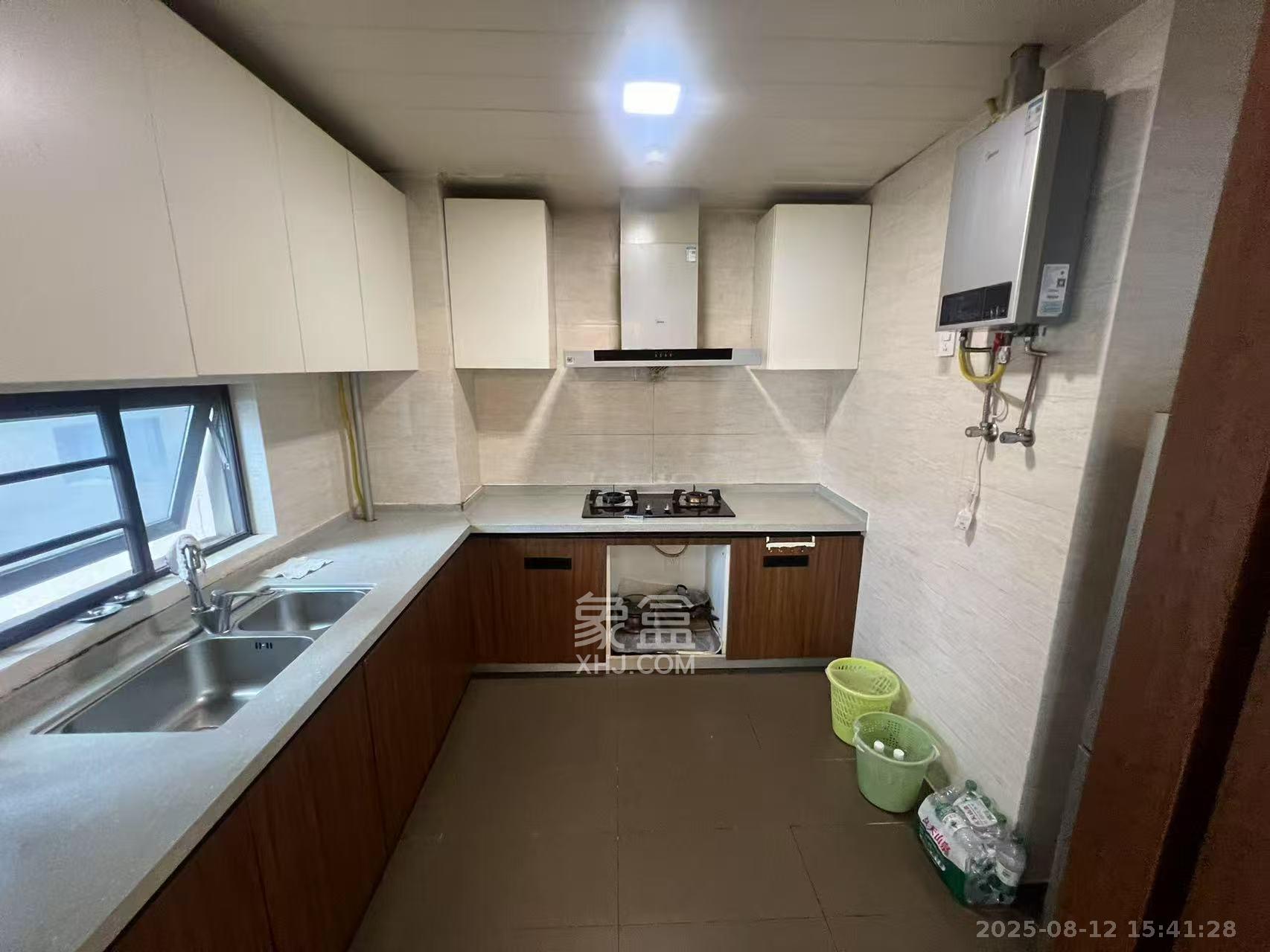 万科里梅溪郡 3室2厅2卫 3000.0元/月 万科里梅溪郡 3室2厅2卫 3000.0元/月室内图