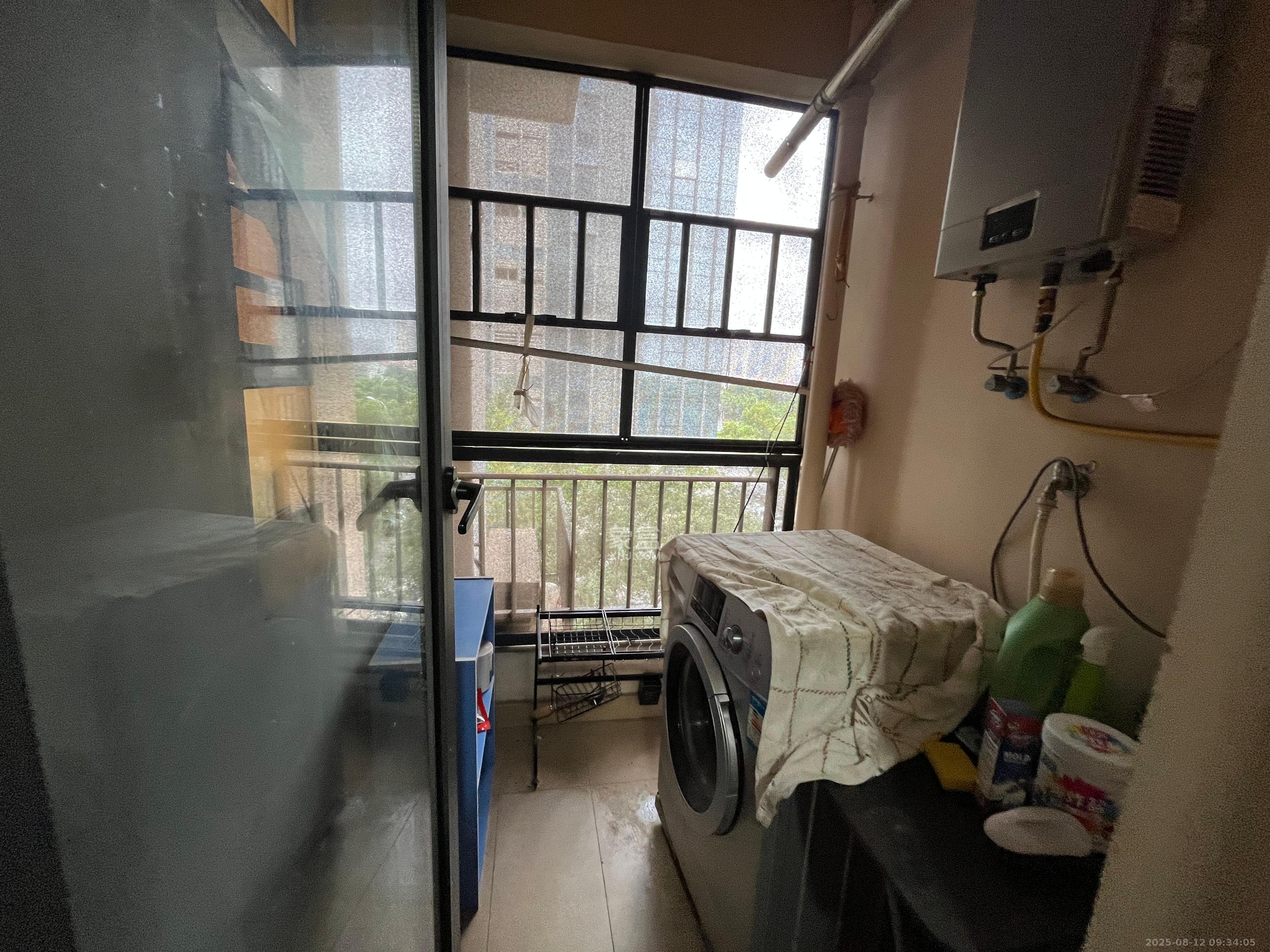 佳兆业时代广场  3室2厅1卫   2600.00元/月室内图
