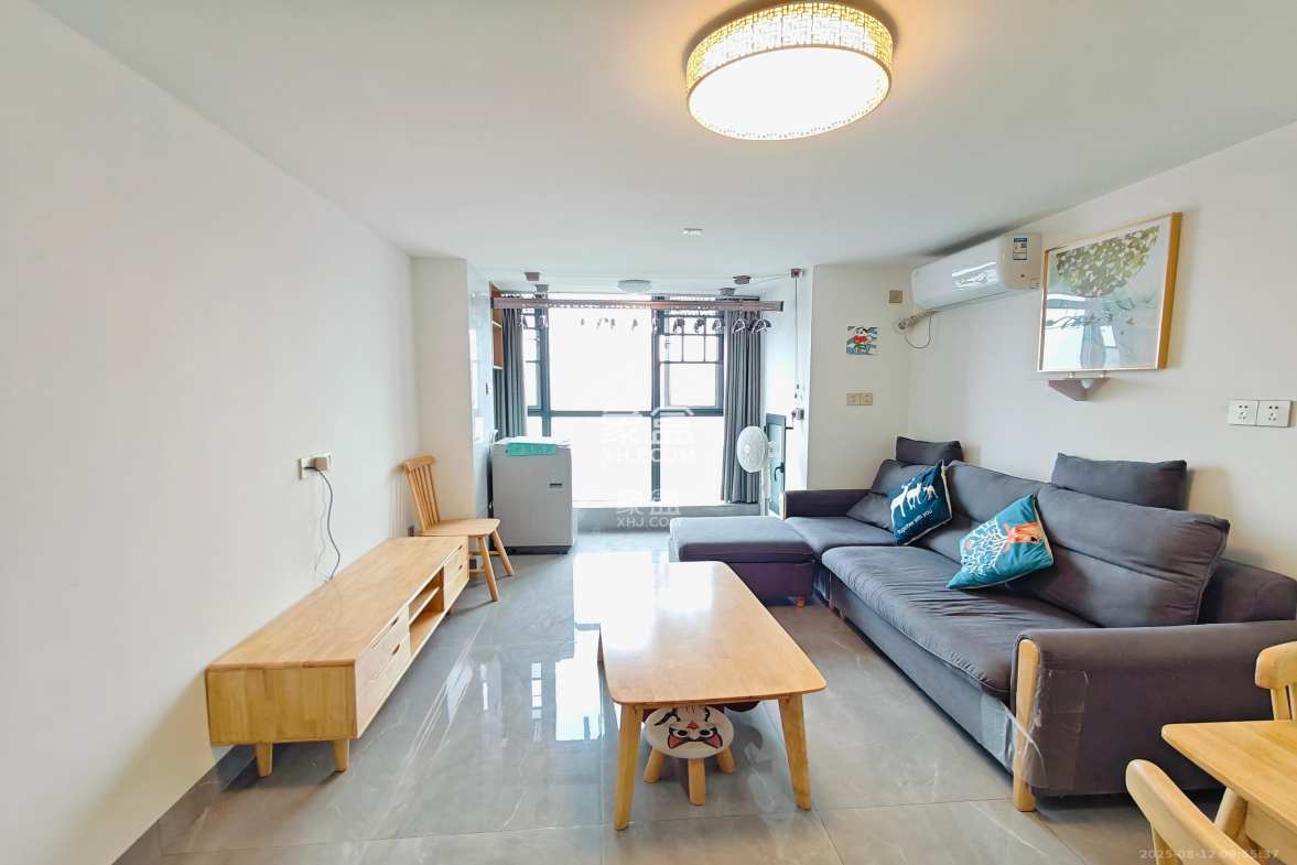 海伦春天  2室1厅1卫    1800.0元/月 海伦春天  2室1厅1卫    1800.0元/月室内图