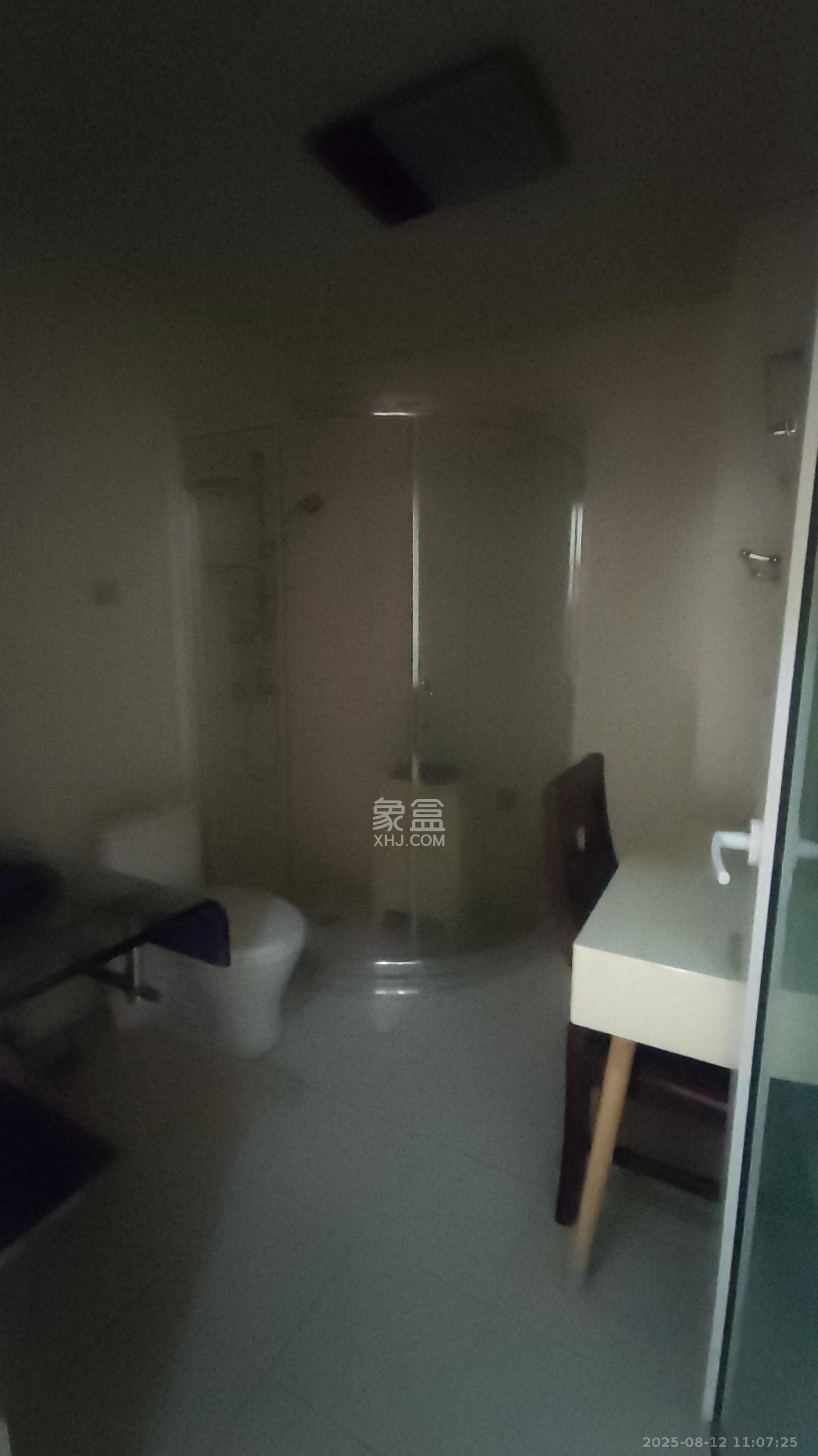 柠檬丽都  3室2厅1卫   2300.00元/月室内图