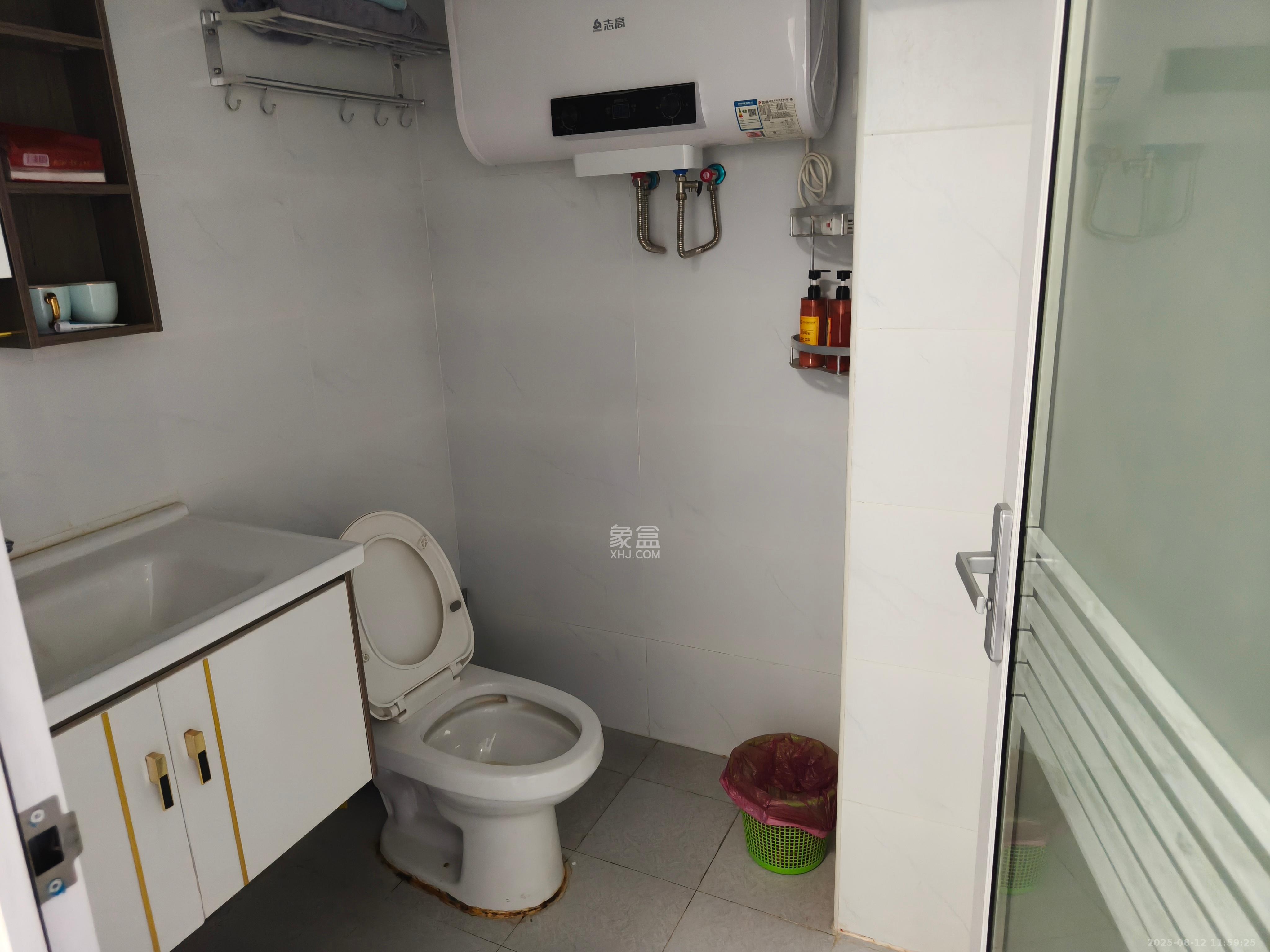 阳光城檀悦 2室1厅1卫 2800.0元/月 阳光城檀悦 2室1厅1卫 2800.0元/月室内图