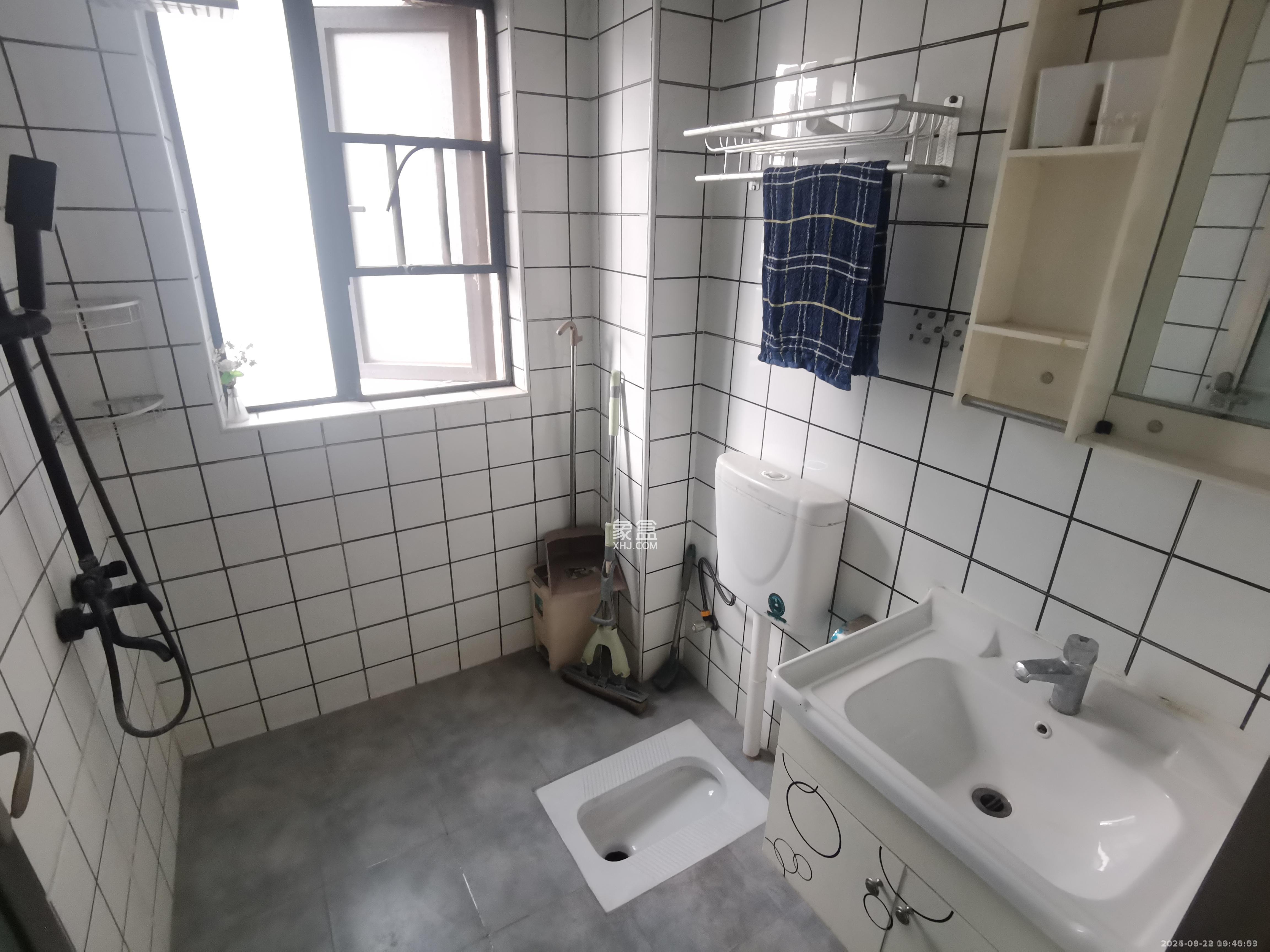 长房云时代 3室2厅1卫 2600.0元/月 长房云时代 3室2厅1卫 2600.0元/月室内图