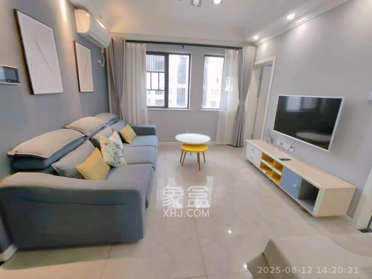 天鸿天府(天鸿中央大院) 2室1厅1卫 2200.0元/月 天鸿天府(天鸿中央大院) 2室1厅1卫 2200.0元/月室内图