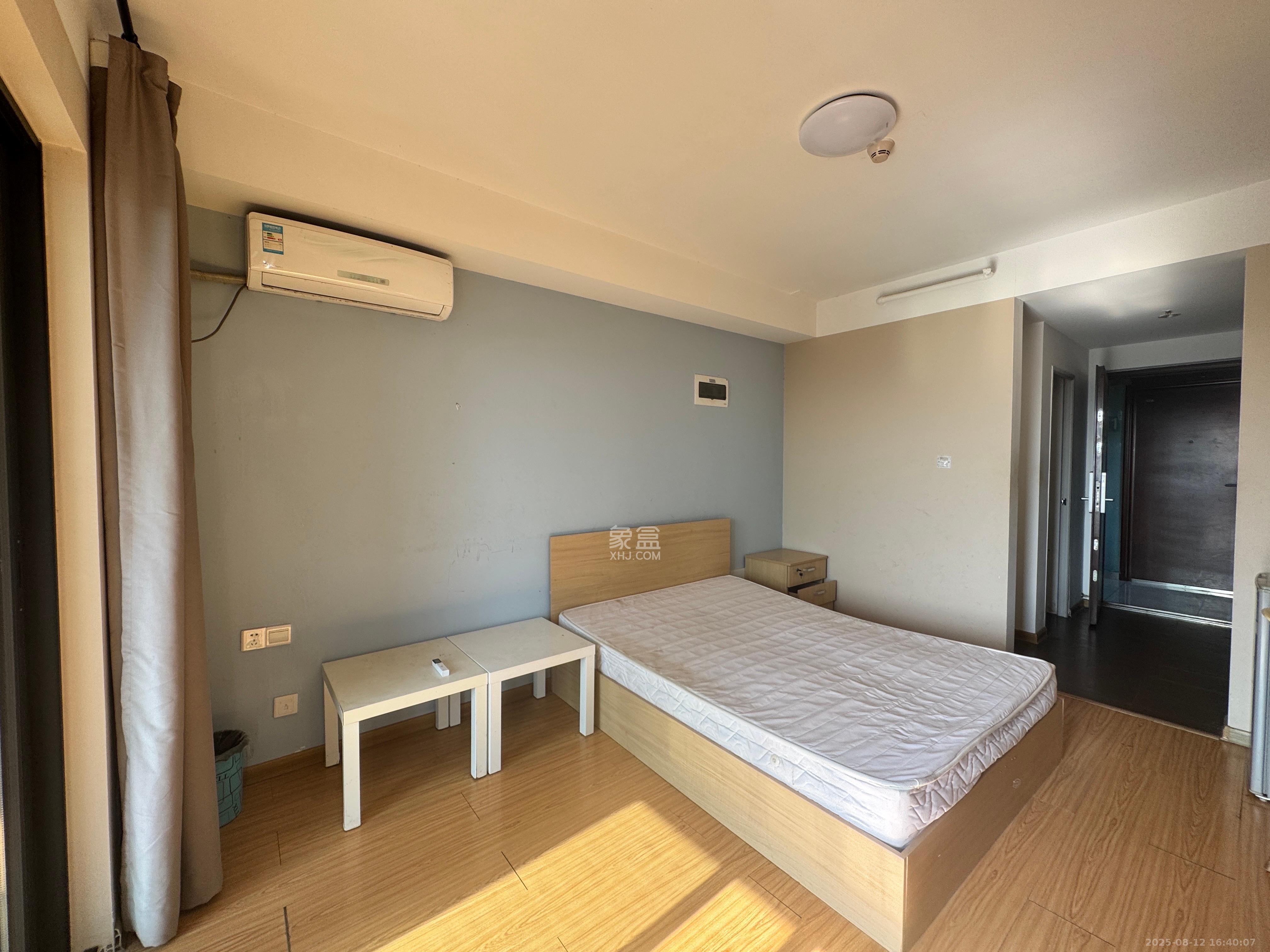 万科白鹭郡  1室0厅1卫    1400.0元/月 万科白鹭郡  1室0厅1卫    1400.0元/月室内图