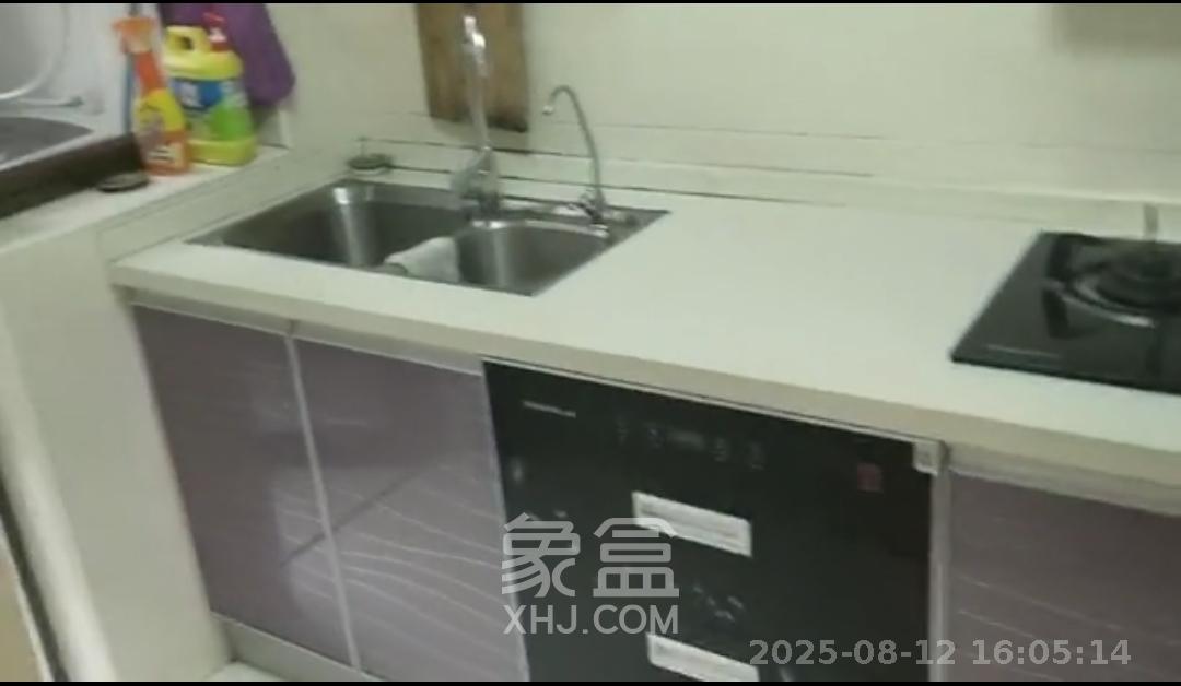 江山帝景哈佛  2室2厅1卫    2000.0元/月 江山帝景哈佛  2室2厅1卫    2000.0元/月室内图