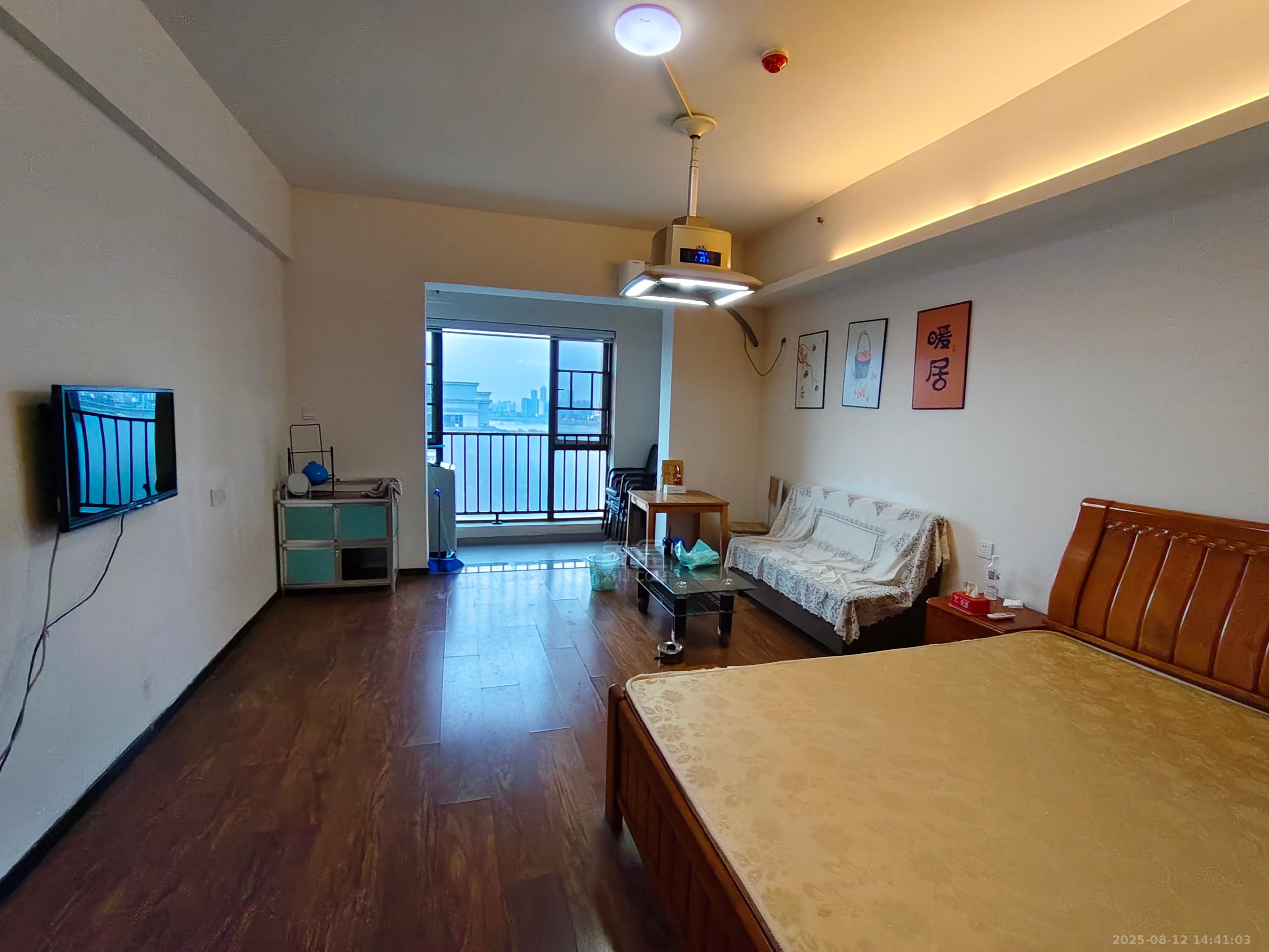 中泰财富湘江 1室1厅1卫 1200.0元/月 中泰财富湘江 1室1厅1卫 1200.0元/月室内图