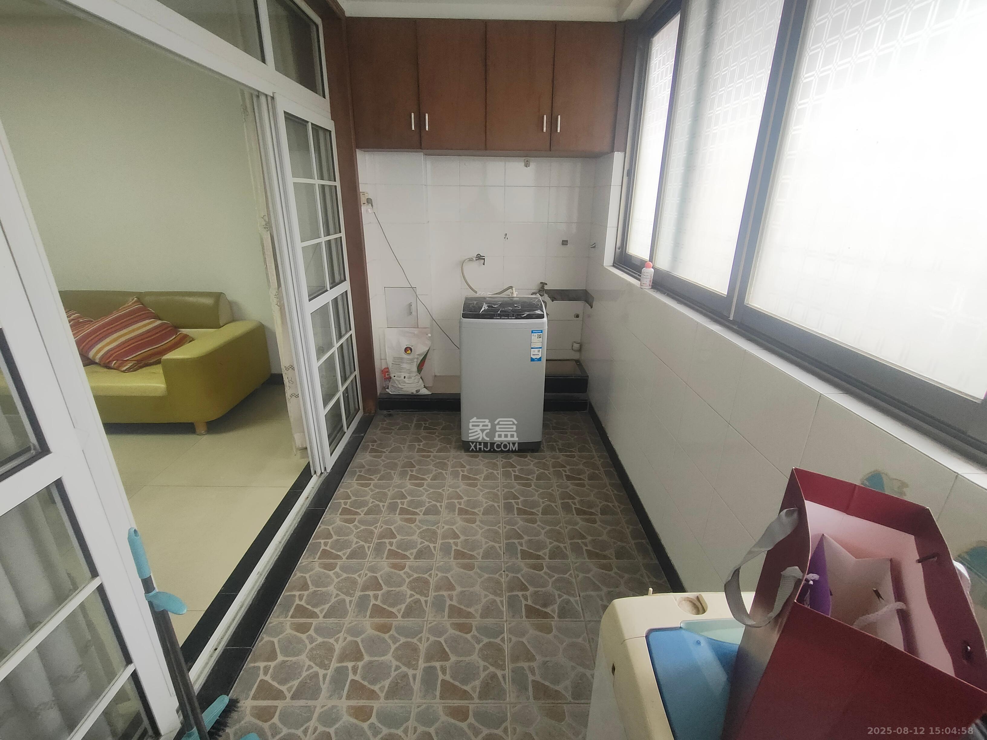 湘樟园小区（湘樟家园）  3室2厅1卫   1900.00元/月室内图