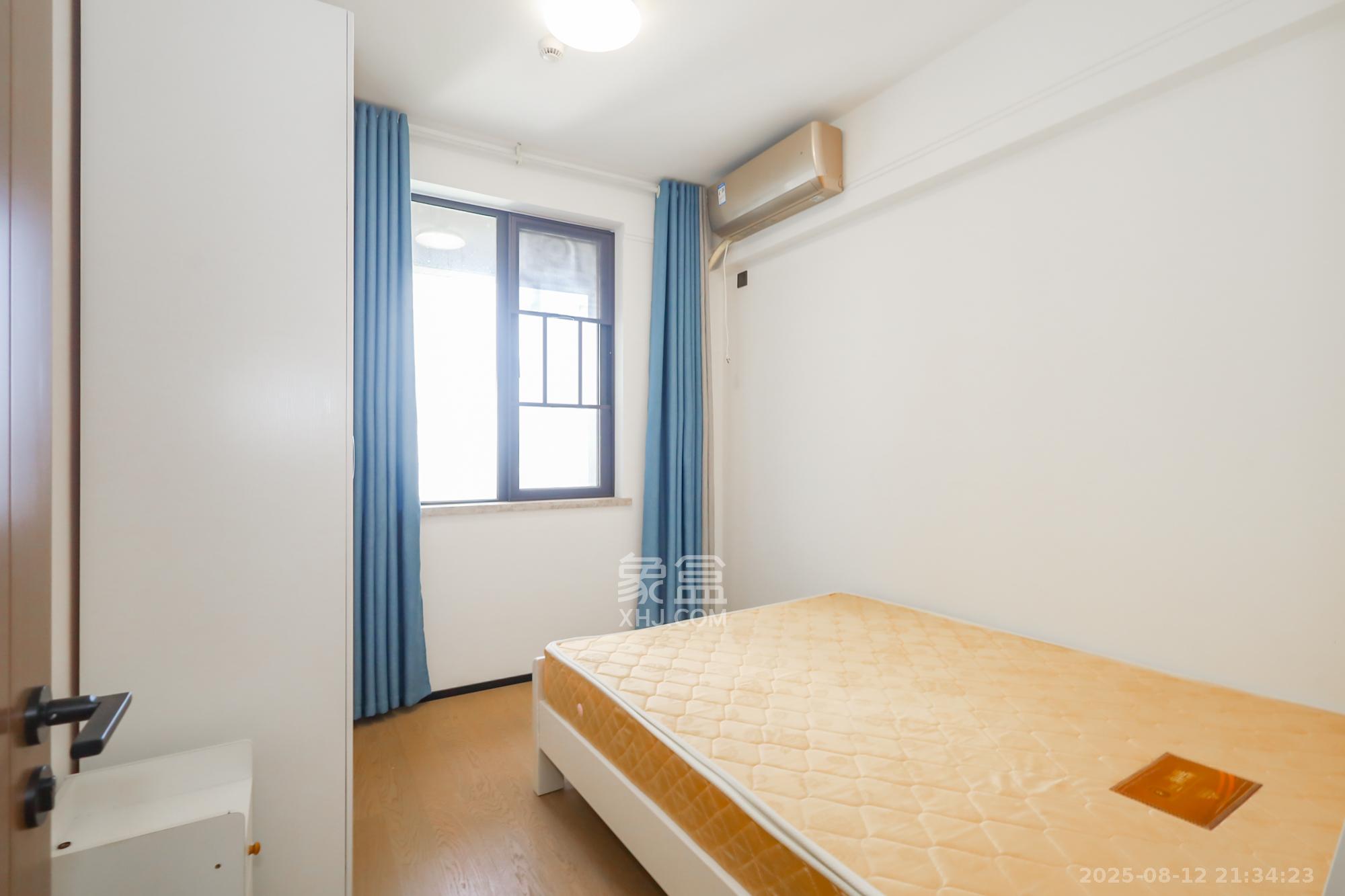 万科里金域国际  3室2厅2卫    196.8万 万科里金域国际  3室2厅2卫    196.8万卧室