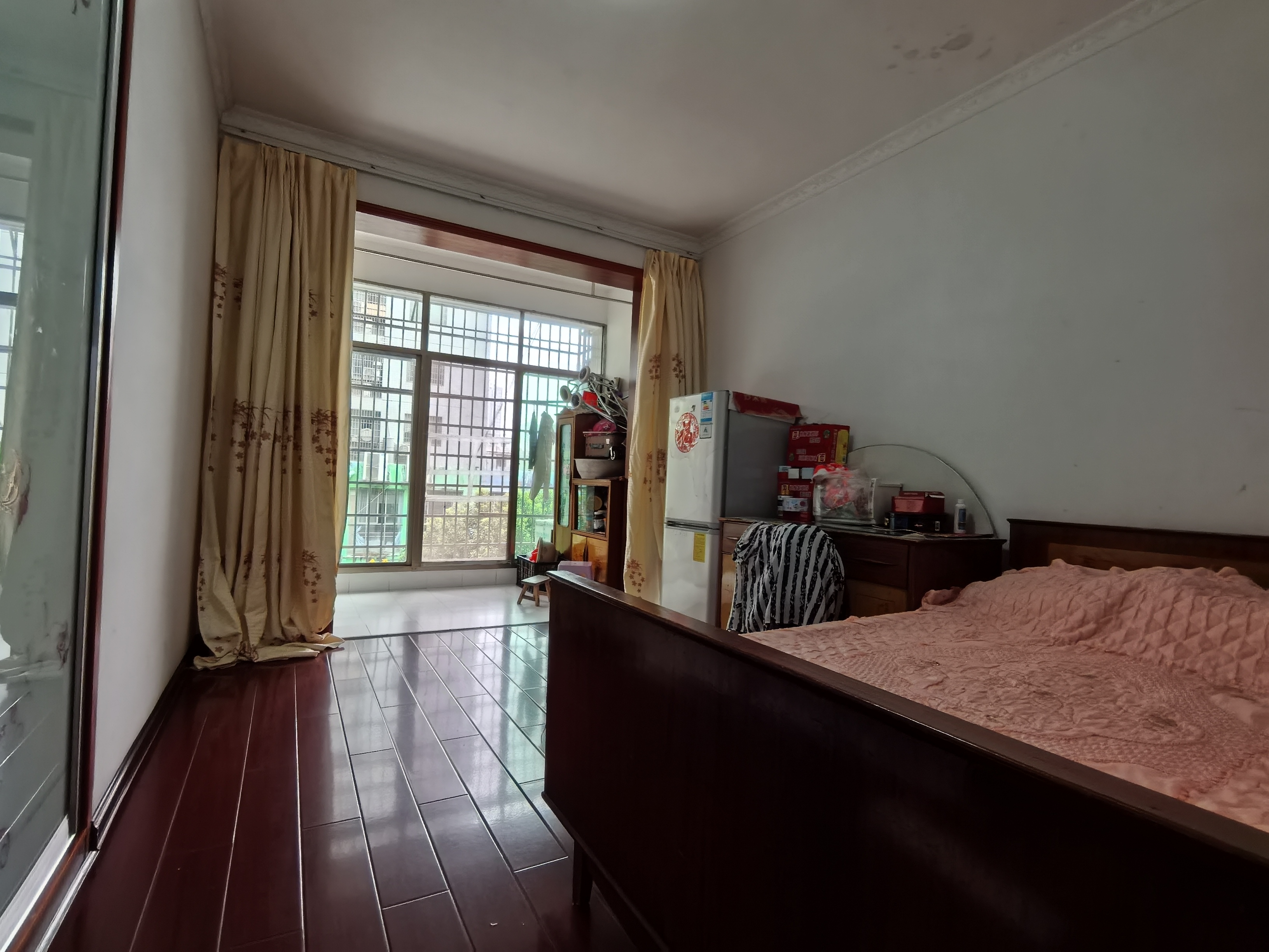 南珠苑 1室0厅0卫 46.0万 南珠苑 1室0厅0卫 46.0万客厅