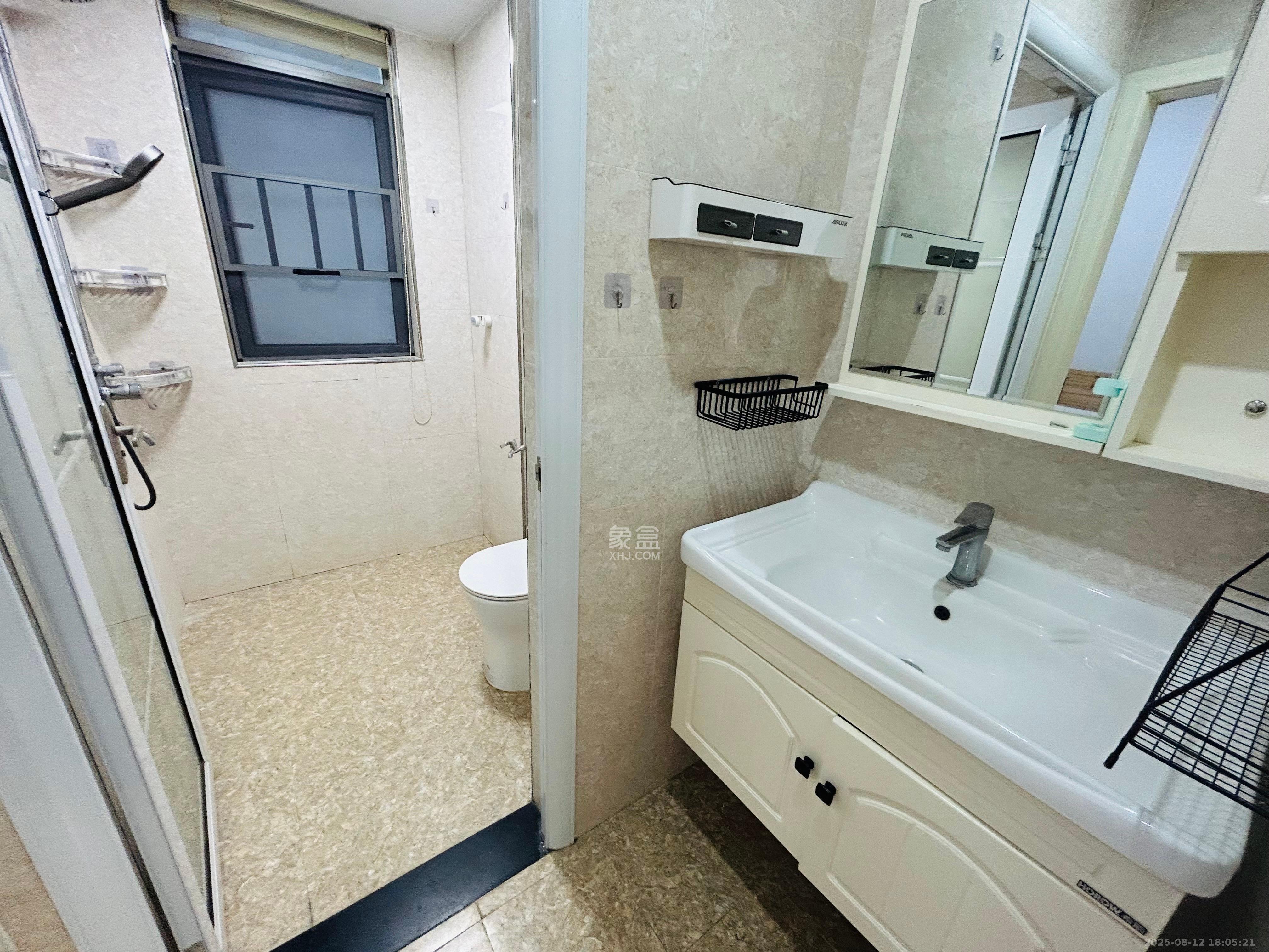 梅溪湖金茂悦（金悦雅苑）  3室2厅1卫    2700.0元/月室内图